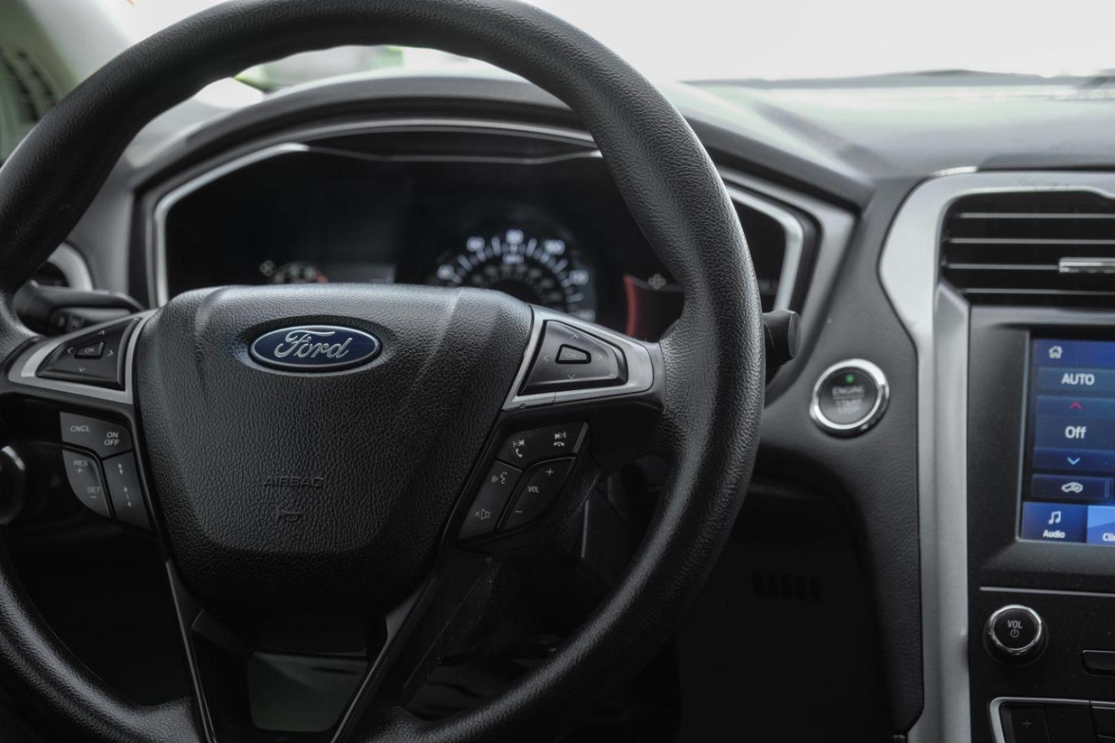 2020 BLACK Ford Fusion SE (3FA6P0HD6LR) with an 1.5L L4 DOHC 16V engine, 6-Speed Automatic transmission, located at 2401 E Main St., Grand Prairie, TX, 75050, (972) 262-4440, 32.748981, -96.969643 - Photo#22