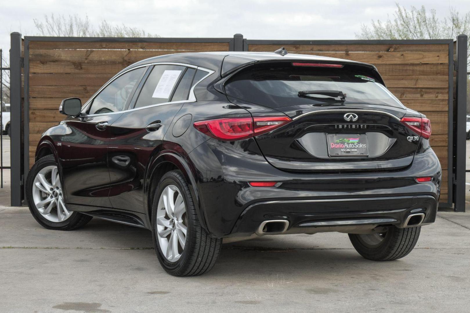 2017 BLACK Infiniti QX30 Base (SJKCH5CPXHA) with an 2.0L L4 DOHC 16V engine, 7-Speed Automatic transmission, located at 2401 E Main St., Grand Prairie, TX, 75050, (972) 262-4440, 32.748981, -96.969643 - Photo#11