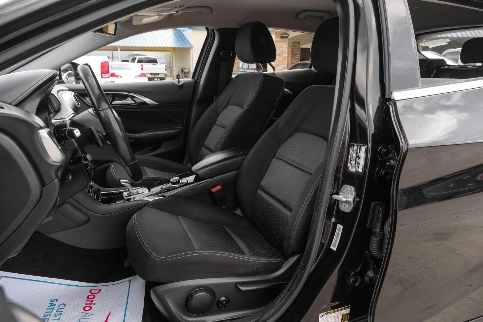 2017 BLACK Infiniti QX30 Base (SJKCH5CPXHA) with an 2.0L L4 DOHC 16V engine, 7-Speed Automatic transmission, located at 2401 E Main St., Grand Prairie, TX, 75050, (972) 262-4440, 32.748981, -96.969643 - Photo#3