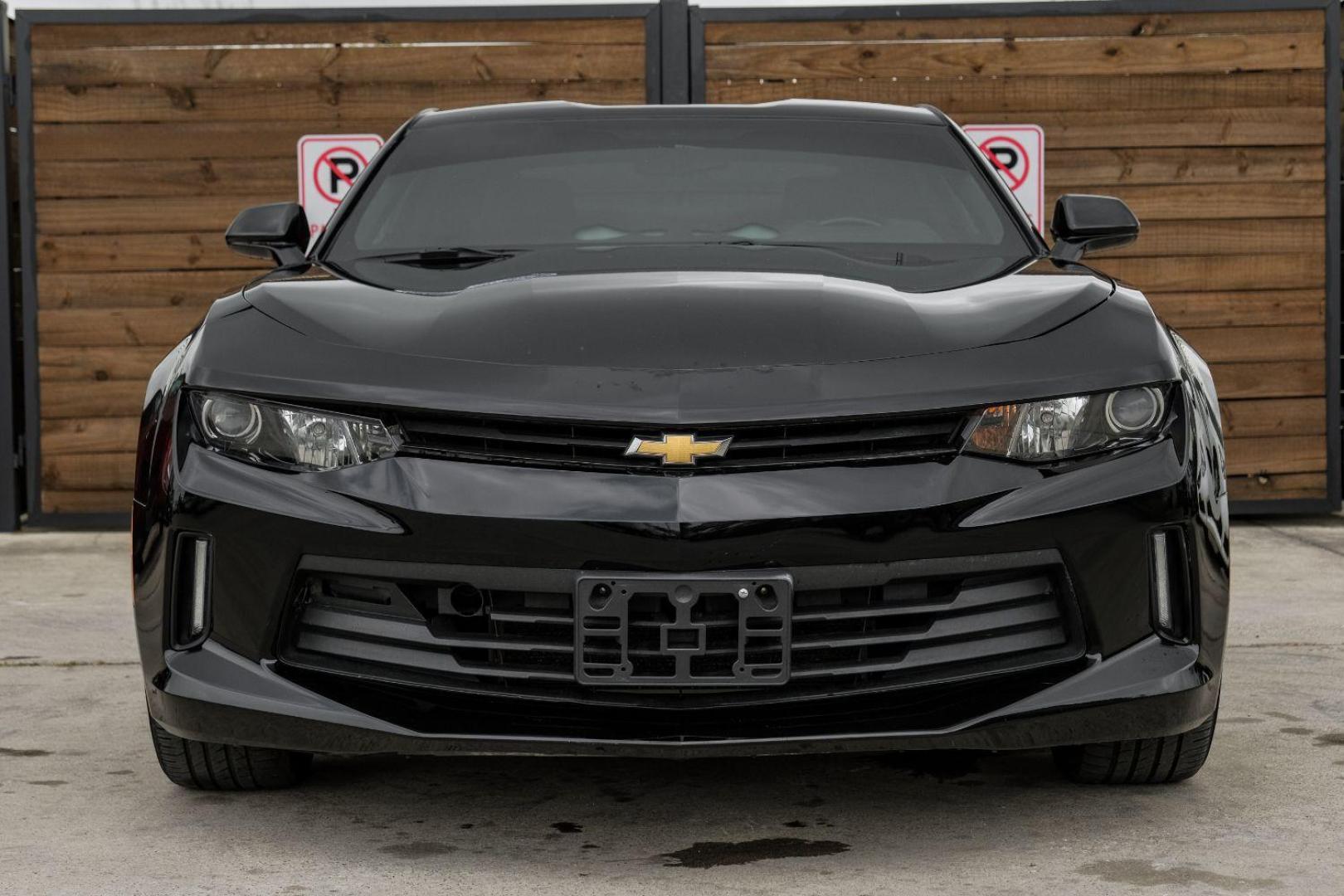 2017 BLACK Chevrolet Camaro 1LT Coupe (1G1FA1RX4H0) with an 2.0L L4 DOHC 16V TURBO engine, 6-Speed Manual transmission, located at 2401 E Main St., Grand Prairie, TX, 75050, (972) 262-4440, 32.748981, -96.969643 - Photo#4