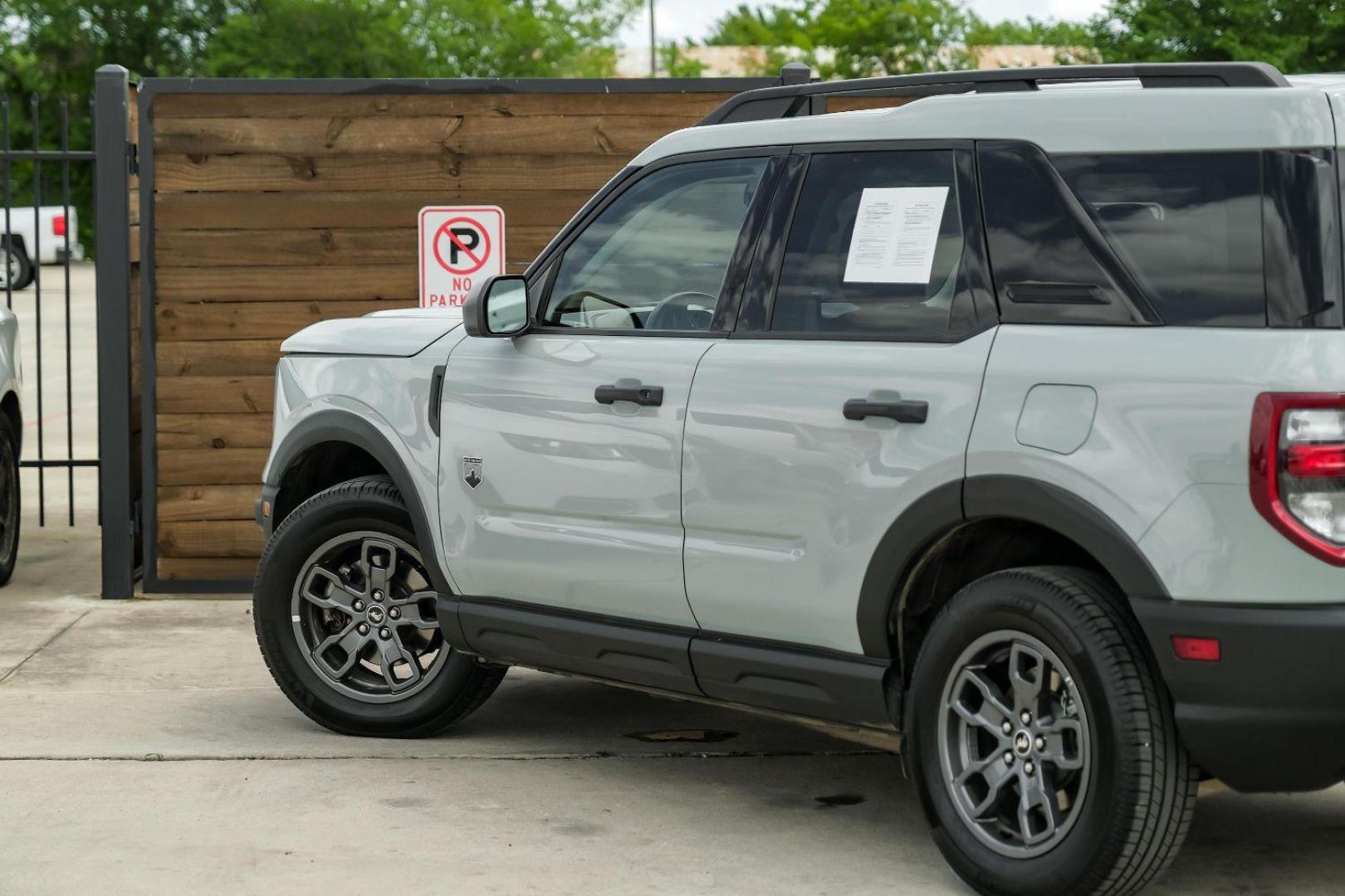 2021 GRAY Ford Bronco Sport Big Bend (3FMCR9B63MR) with an 1.5L L3 engine, 8-Speed Automatic transmission, located at 2401 E Main St., Grand Prairie, TX, 75050, (972) 262-4440, 32.748981, -96.969643 - Photo#14