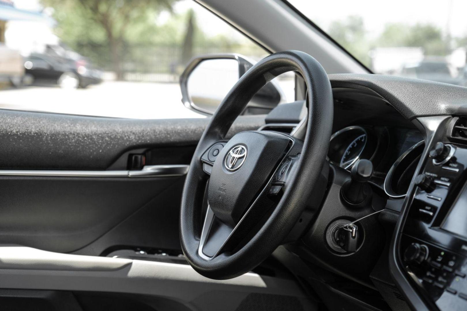 2020 Silver Toyota Camry L (4T1A11AK0LU) with an 2.5L L4 DOHC 16V engine, 8-Speed Automatic transmission, located at 2401 E Main St., Grand Prairie, TX, 75050, (972) 262-4440, 32.748981, -96.969643 - Photo#19