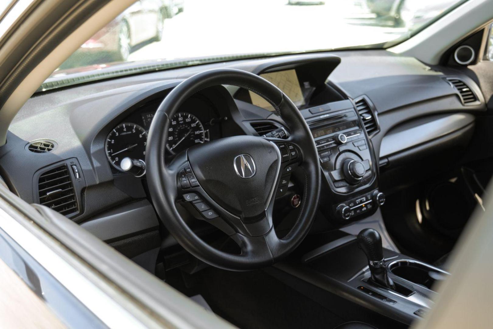 2014 Gray Acura RDX 6-Spd AT w/ Technology Package (5J8TB3H54EL) with an 3.5L V6 DOHC 24V engine, 6-Speed Automatic transmission, located at 2401 E Main St., Grand Prairie, TX, 75050, (972) 262-4440, 32.748981, -96.969643 - Photo#21