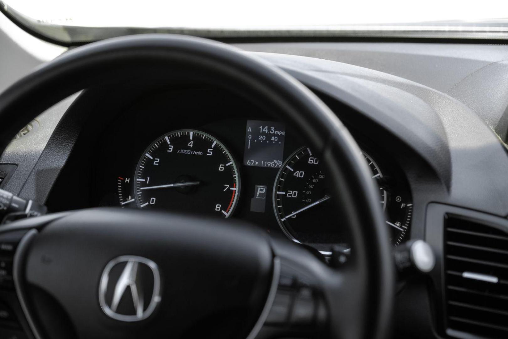 2014 Gray Acura RDX 6-Spd AT w/ Technology Package (5J8TB3H54EL) with an 3.5L V6 DOHC 24V engine, 6-Speed Automatic transmission, located at 2401 E Main St., Grand Prairie, TX, 75050, (972) 262-4440, 32.748981, -96.969643 - Photo#24