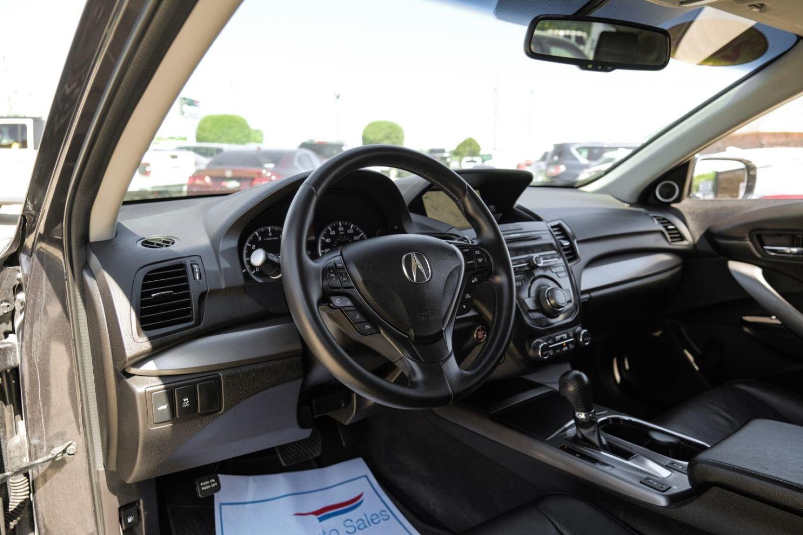 2014 Gray Acura RDX 6-Spd AT w/ Technology Package (5J8TB3H54EL) with an 3.5L V6 DOHC 24V engine, 6-Speed Automatic transmission, located at 2401 E Main St., Grand Prairie, TX, 75050, (972) 262-4440, 32.748981, -96.969643 - Photo#2