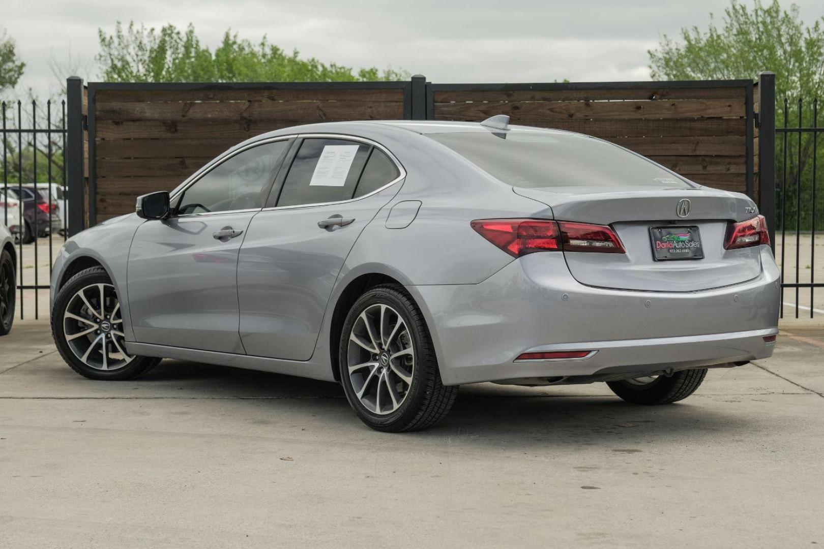 2015 Silver Acura TLX 9-Spd AT w/Advance Package (19UUB2F74FA) with an 3.5L V6 SOHC 24V engine, 9-Speed Automatic transmission, located at 2401 E Main St., Grand Prairie, TX, 75050, (972) 262-4440, 32.748981, -96.969643 - Photo#12