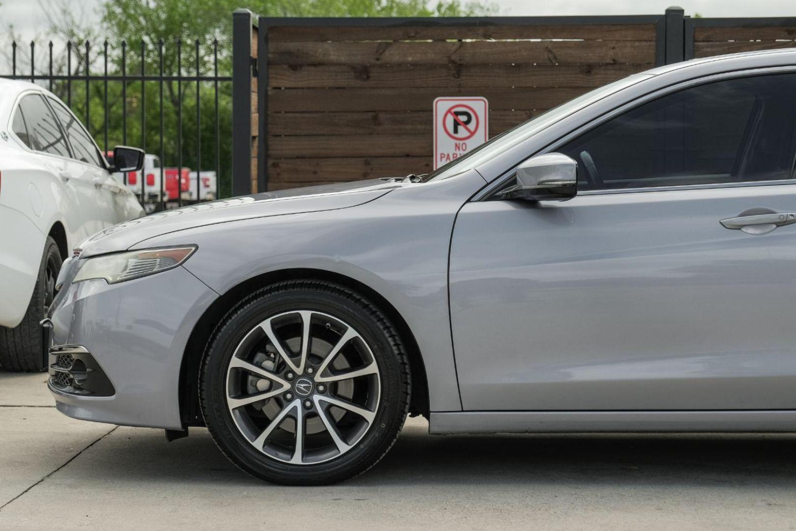 2015 Silver Acura TLX 9-Spd AT w/Advance Package (19UUB2F74FA) with an 3.5L V6 SOHC 24V engine, 9-Speed Automatic transmission, located at 2401 E Main St., Grand Prairie, TX, 75050, (972) 262-4440, 32.748981, -96.969643 - Photo#16