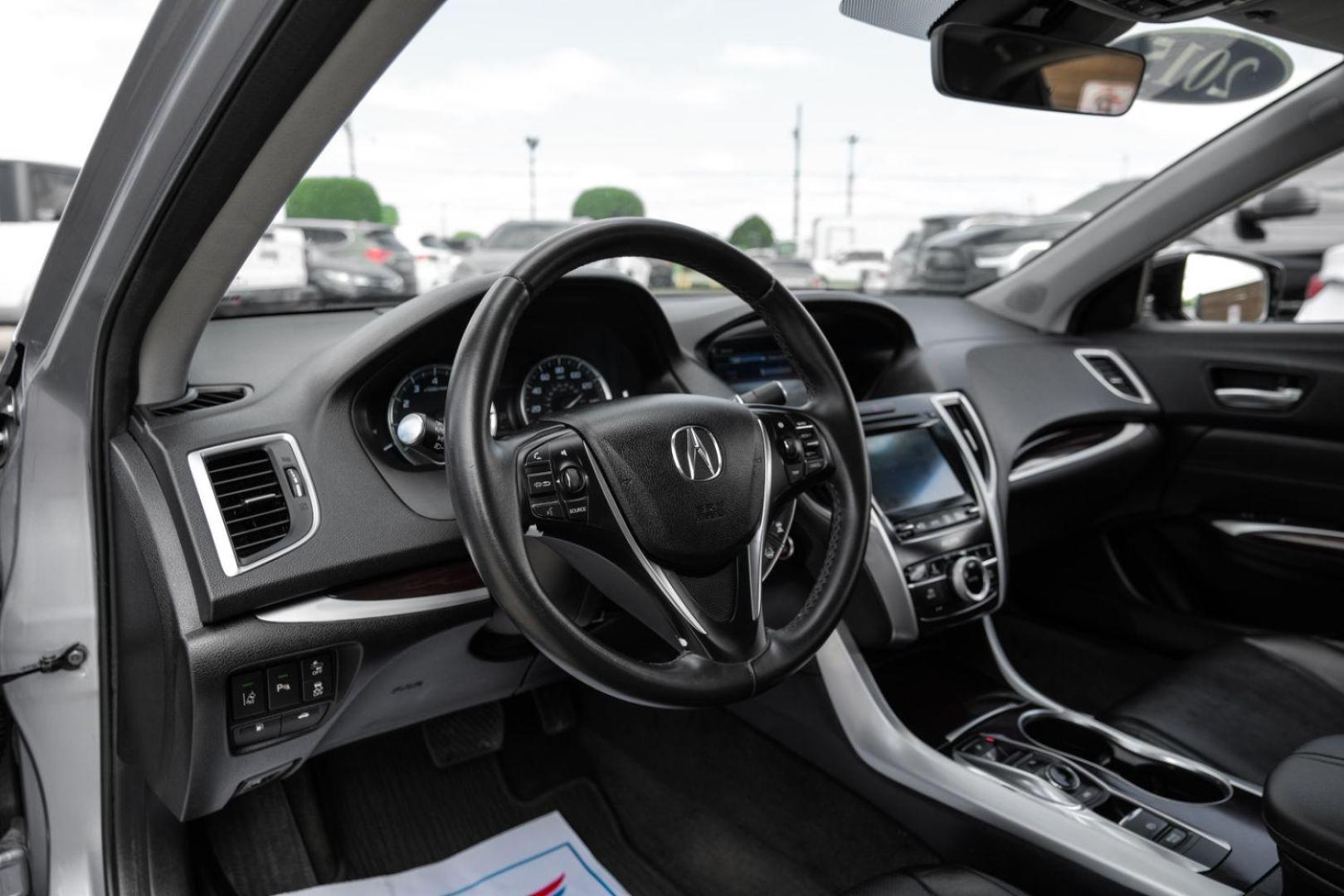 2015 Silver Acura TLX 9-Spd AT w/Advance Package (19UUB2F74FA) with an 3.5L V6 SOHC 24V engine, 9-Speed Automatic transmission, located at 2401 E Main St., Grand Prairie, TX, 75050, (972) 262-4440, 32.748981, -96.969643 - Photo#2