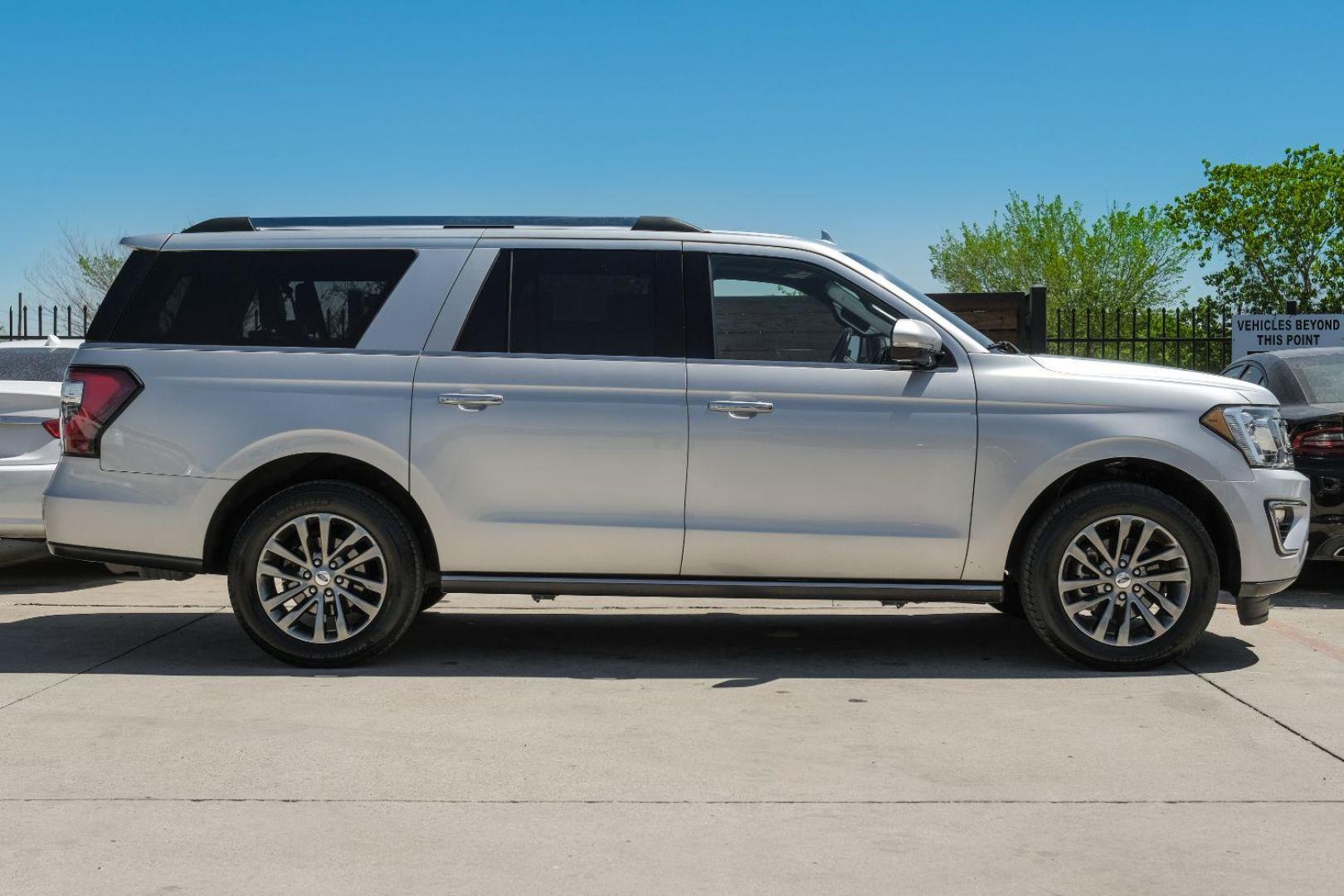 2019 Silver Ford Expedition MAX Limited (1FMJK1KTXKE) with an 3.5L V6 DOHC 24V FFV engine, 6-Speed Automatic transmission, located at 2401 E Main St., Grand Prairie, TX, 75050, (972) 262-4440, 32.748981, -96.969643 - Photo#9