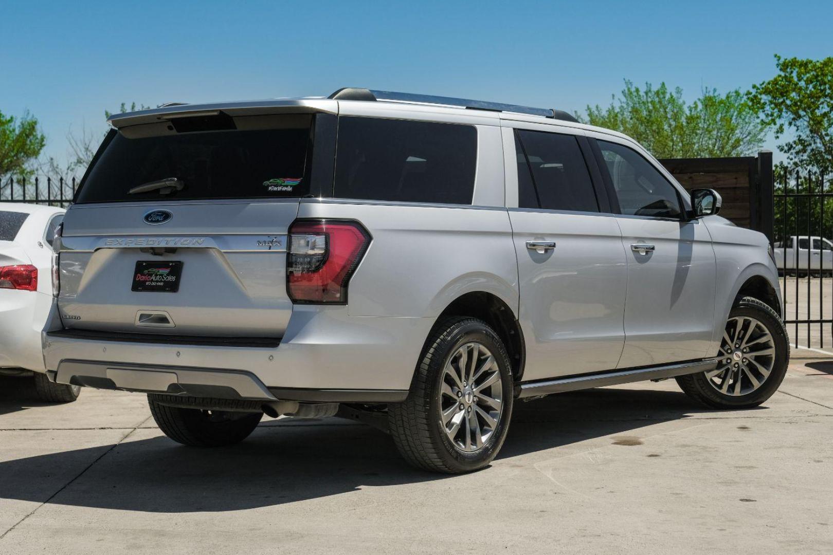 2019 Silver Ford Expedition MAX Limited (1FMJK1KTXKE) with an 3.5L V6 DOHC 24V FFV engine, 6-Speed Automatic transmission, located at 2401 E Main St., Grand Prairie, TX, 75050, (972) 262-4440, 32.748981, -96.969643 - Photo#10