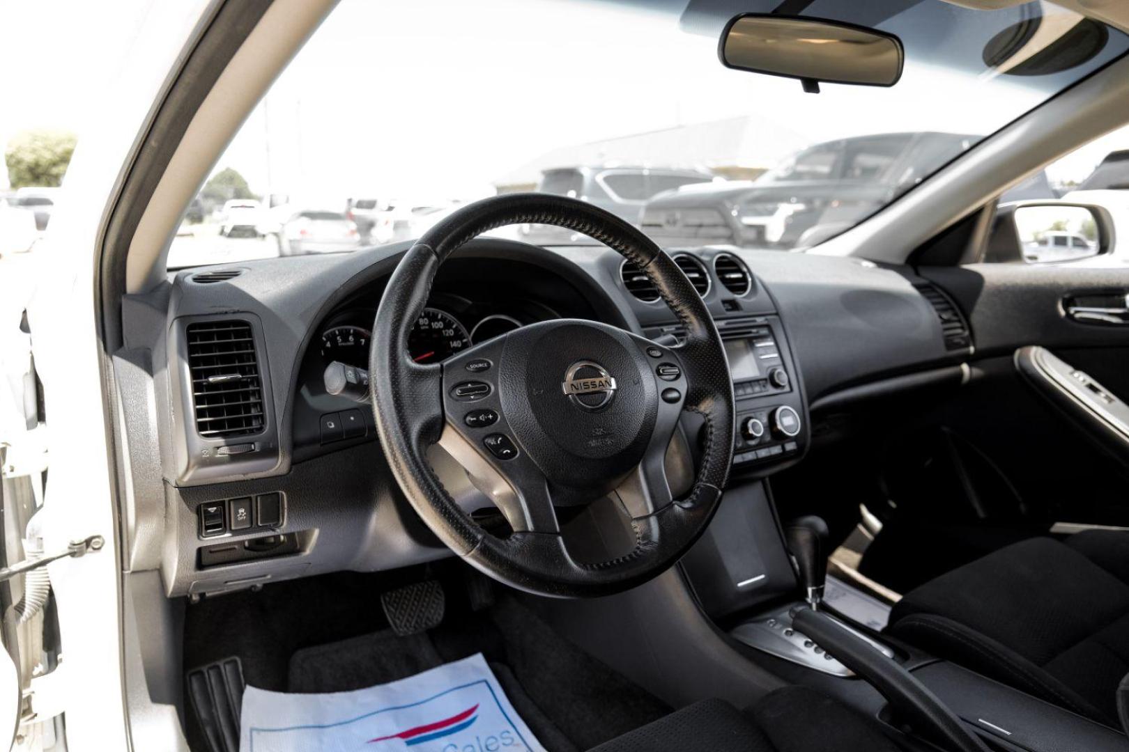 2012 White Nissan Altima 2.5 S CVT Coupe (1N4AL2EP8CC) with an 2.5L L4 DOHC 16V engine, located at 2401 E Main St., Grand Prairie, TX, 75050, (972) 262-4440, 32.748981, -96.969643 - Photo#2