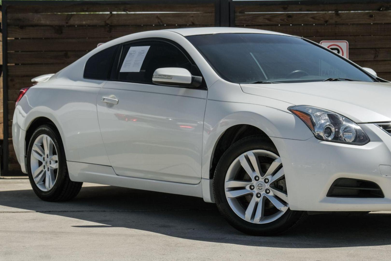 2012 White Nissan Altima 2.5 S CVT Coupe (1N4AL2EP8CC) with an 2.5L L4 DOHC 16V engine, located at 2401 E Main St., Grand Prairie, TX, 75050, (972) 262-4440, 32.748981, -96.969643 - Photo#7