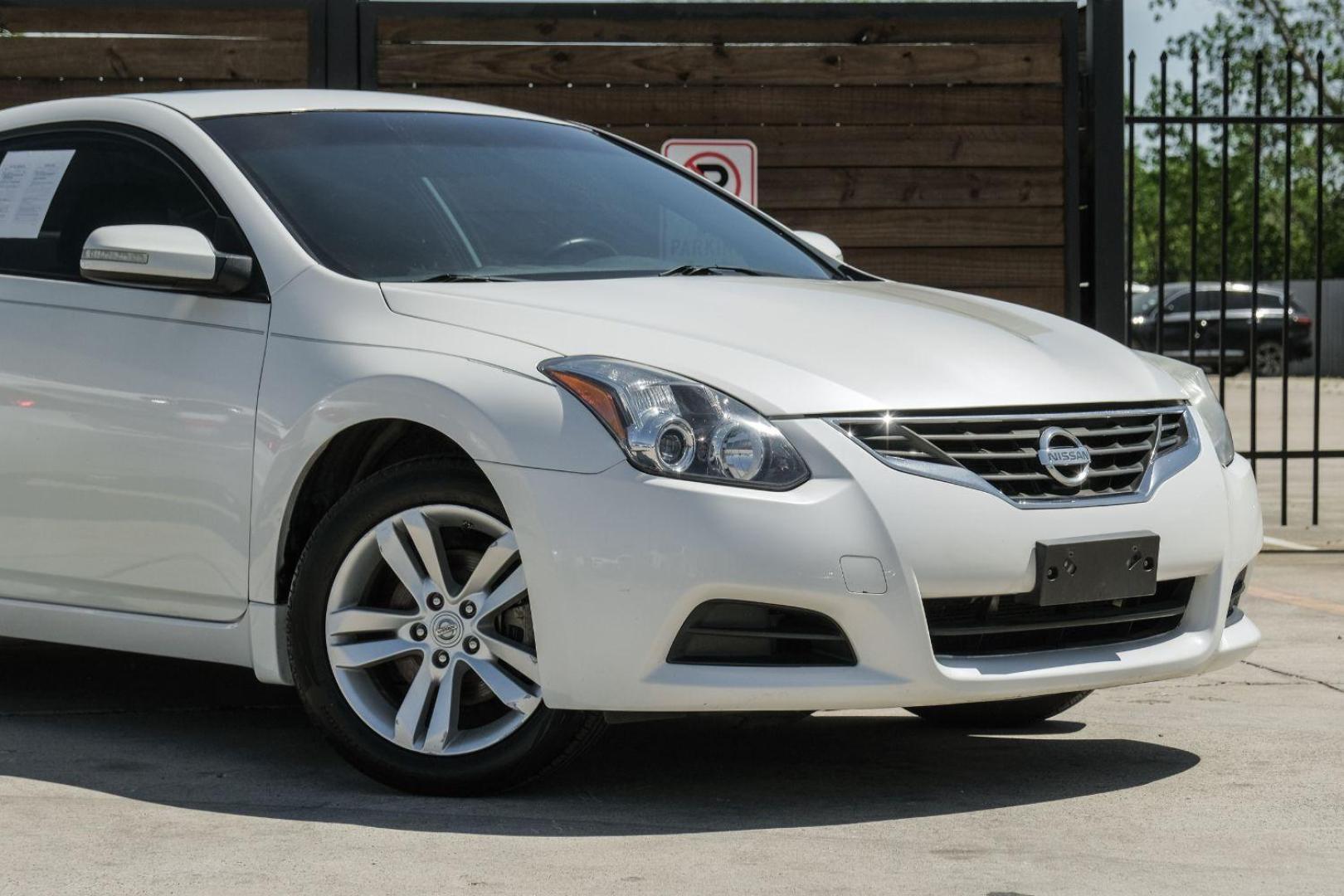 2012 White Nissan Altima 2.5 S CVT Coupe (1N4AL2EP8CC) with an 2.5L L4 DOHC 16V engine, located at 2401 E Main St., Grand Prairie, TX, 75050, (972) 262-4440, 32.748981, -96.969643 - Photo#8