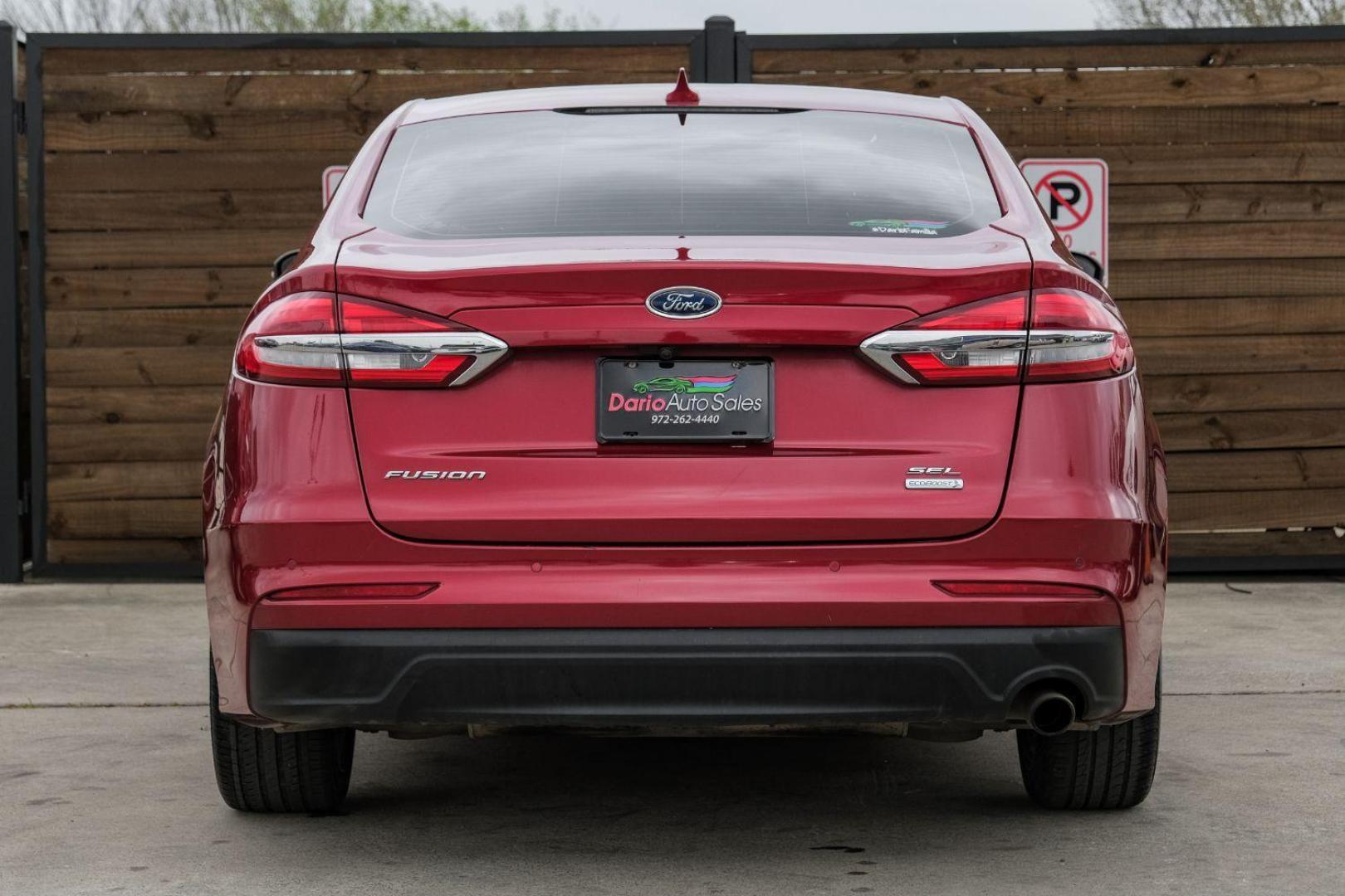 2020 Red Ford Fusion SEL (3FA6P0CD1LR) with an 1.5L L4 DOHC 16V engine, 6-Speed Automatic transmission, located at 2401 E Main St., Grand Prairie, TX, 75050, (972) 262-4440, 32.748981, -96.969643 - Photo#10