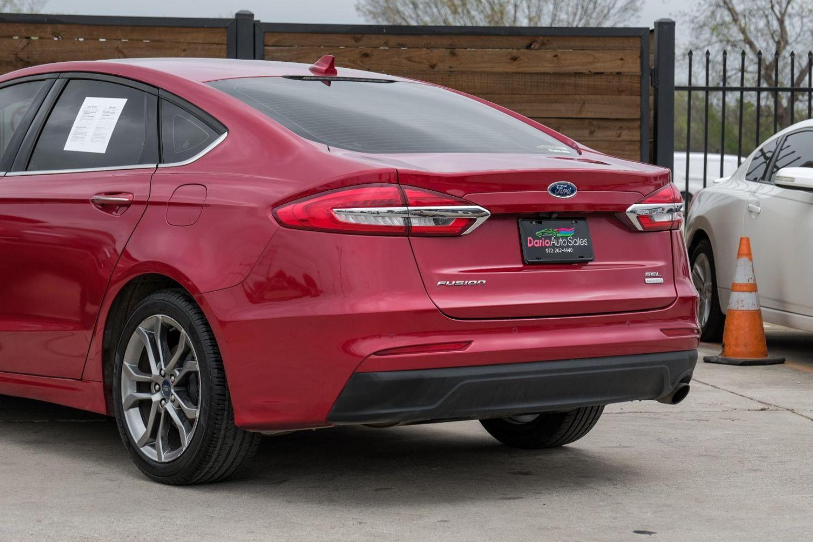 2020 Red Ford Fusion SEL (3FA6P0CD1LR) with an 1.5L L4 DOHC 16V engine, 6-Speed Automatic transmission, located at 2401 E Main St., Grand Prairie, TX, 75050, (972) 262-4440, 32.748981, -96.969643 - Photo#13