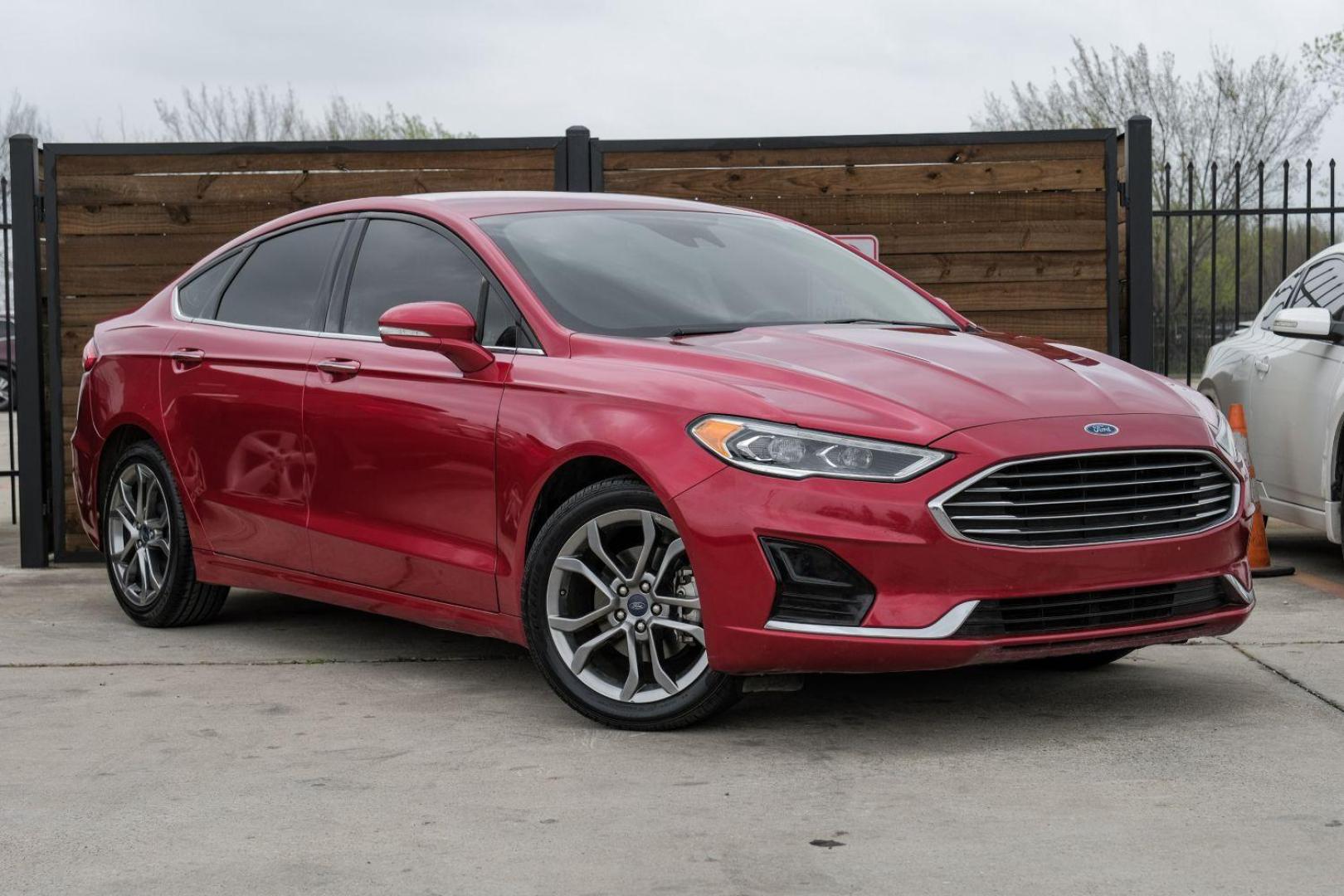 2020 Red Ford Fusion SEL (3FA6P0CD1LR) with an 1.5L L4 DOHC 16V engine, 6-Speed Automatic transmission, located at 2401 E Main St., Grand Prairie, TX, 75050, (972) 262-4440, 32.748981, -96.969643 - Photo#5