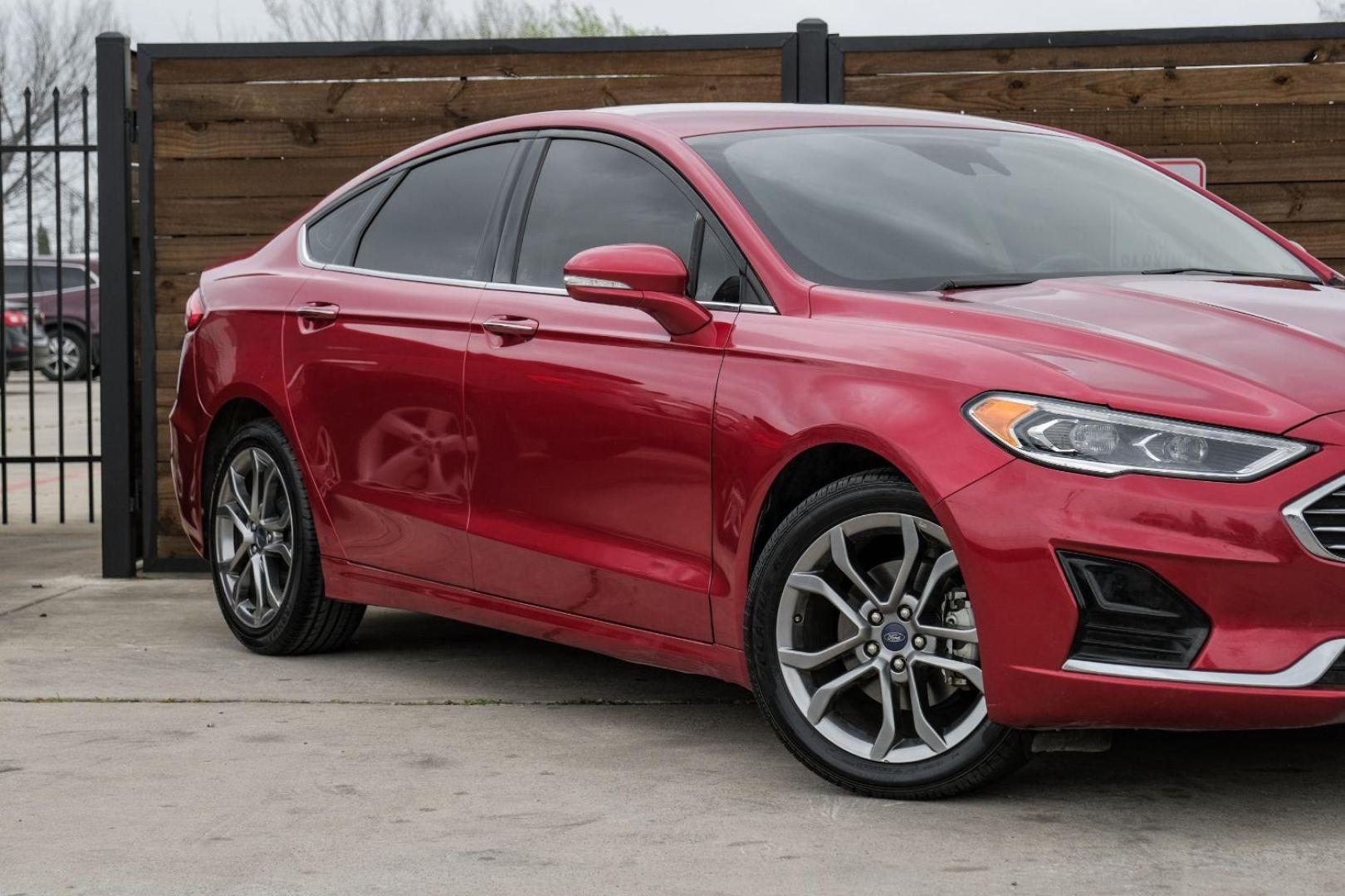 2020 Red Ford Fusion SEL (3FA6P0CD1LR) with an 1.5L L4 DOHC 16V engine, 6-Speed Automatic transmission, located at 2401 E Main St., Grand Prairie, TX, 75050, (972) 262-4440, 32.748981, -96.969643 - Photo#6