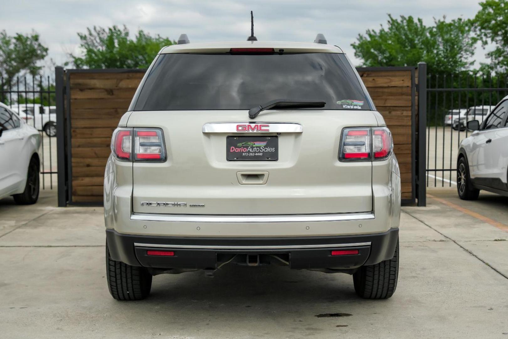 2017 Tan GMC Acadia Limited FWD (1GKKRSKD2HJ) with an 3.6L V6 DOHC 24V engine, 6-Speed Automatic transmission, located at 2401 E Main St., Grand Prairie, TX, 75050, (972) 262-4440, 32.748981, -96.969643 - Photo#13