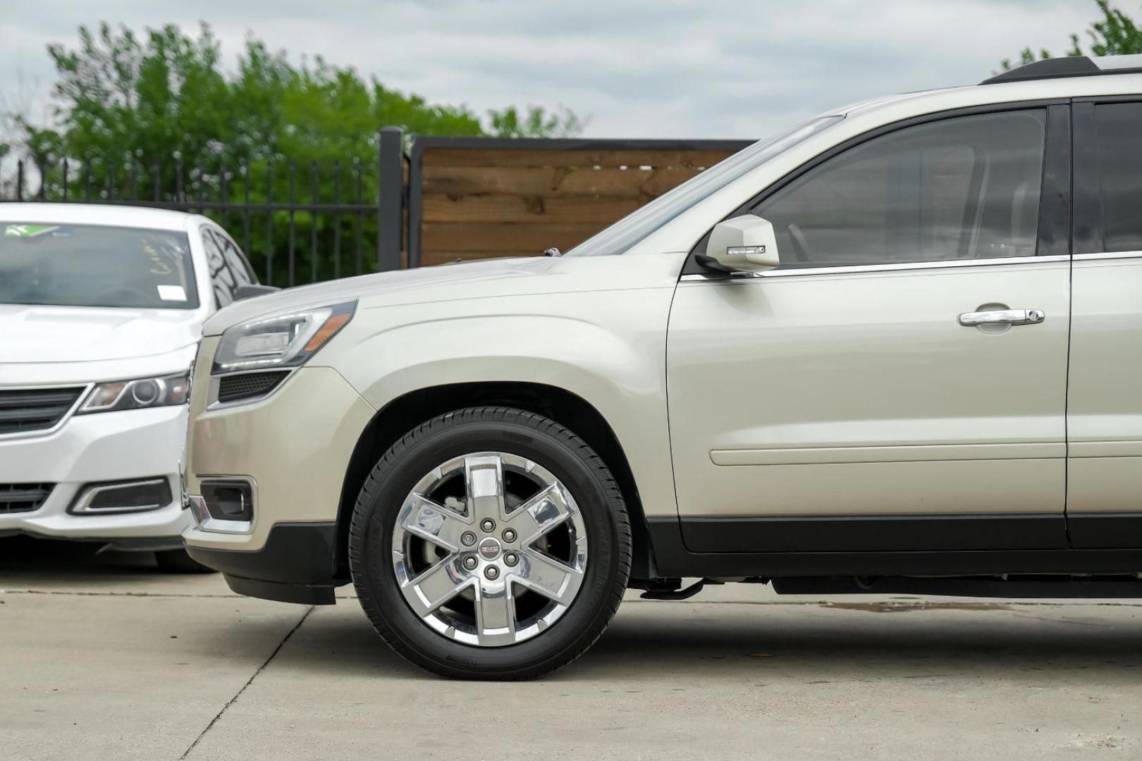 2017 Tan GMC Acadia Limited FWD (1GKKRSKD2HJ) with an 3.6L V6 DOHC 24V engine, 6-Speed Automatic transmission, located at 2401 E Main St., Grand Prairie, TX, 75050, (972) 262-4440, 32.748981, -96.969643 - Photo#18