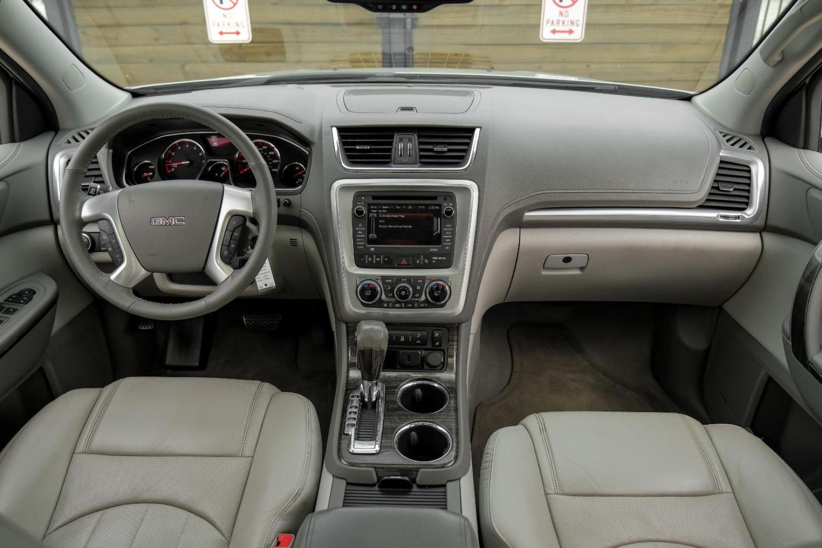 2017 Tan GMC Acadia Limited FWD (1GKKRSKD2HJ) with an 3.6L V6 DOHC 24V engine, 6-Speed Automatic transmission, located at 2401 E Main St., Grand Prairie, TX, 75050, (972) 262-4440, 32.748981, -96.969643 - Photo#21