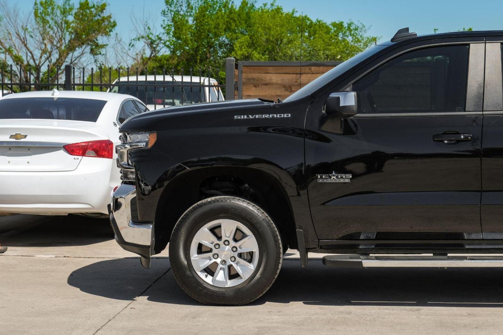 2019 BLACK Chevrolet Silverado 1500 LT Crew Cab 2WD (1GCPWCED0KZ) with an 5.3L V8 OHV 16V engine, 6-Speed Automatic transmission, located at 2401 E Main St., Grand Prairie, TX, 75050, (972) 262-4440, 32.748981, -96.969643 - Photo#14