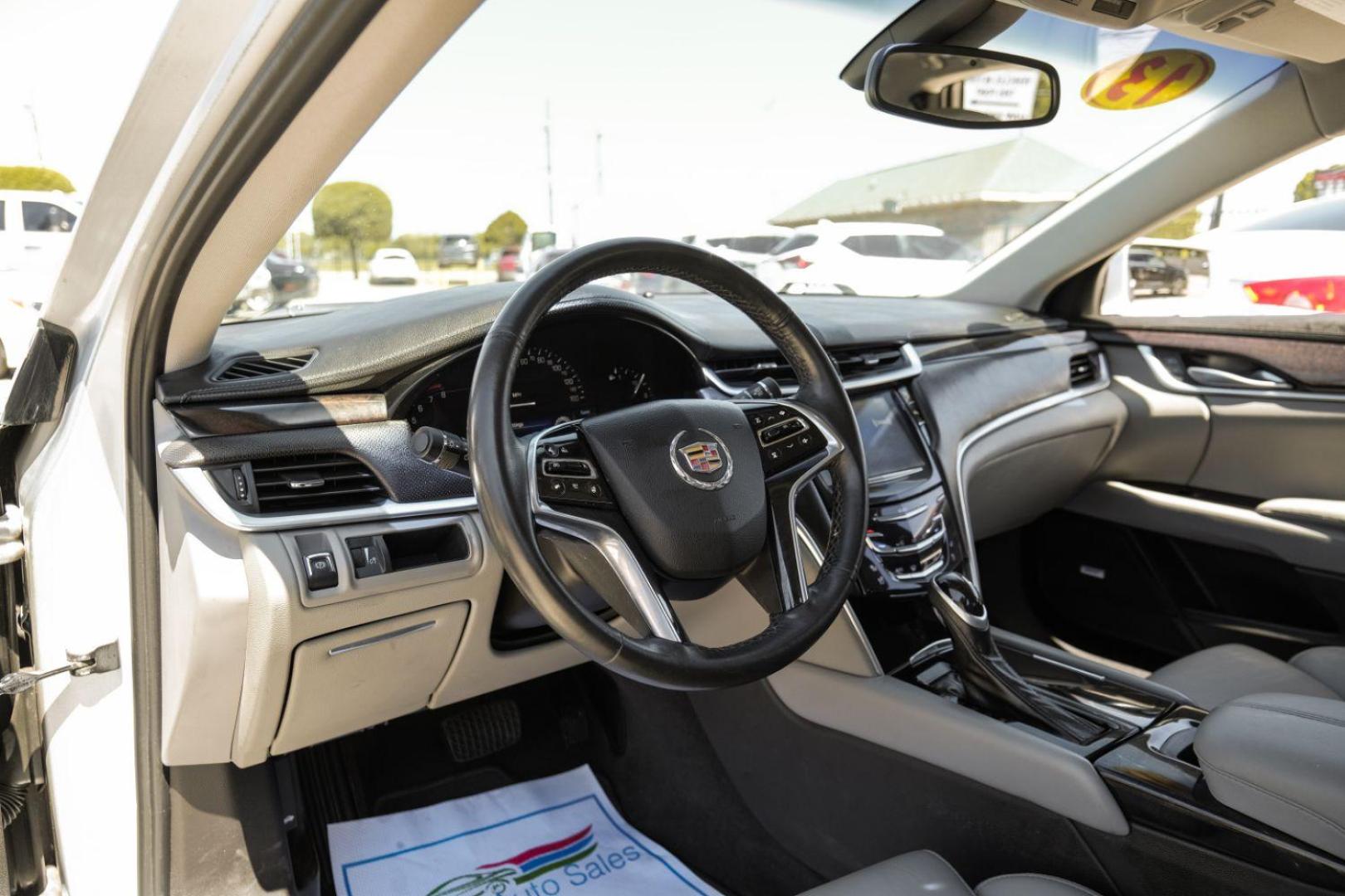 2013 Silver Cadillac XTS Luxury (2G61P5S34D9) with an 3.6L V6 DOHC 24V engine, 6-Speed Automatic transmission, located at 2401 E Main St., Grand Prairie, TX, 75050, (972) 262-4440, 32.748981, -96.969643 - Photo#2