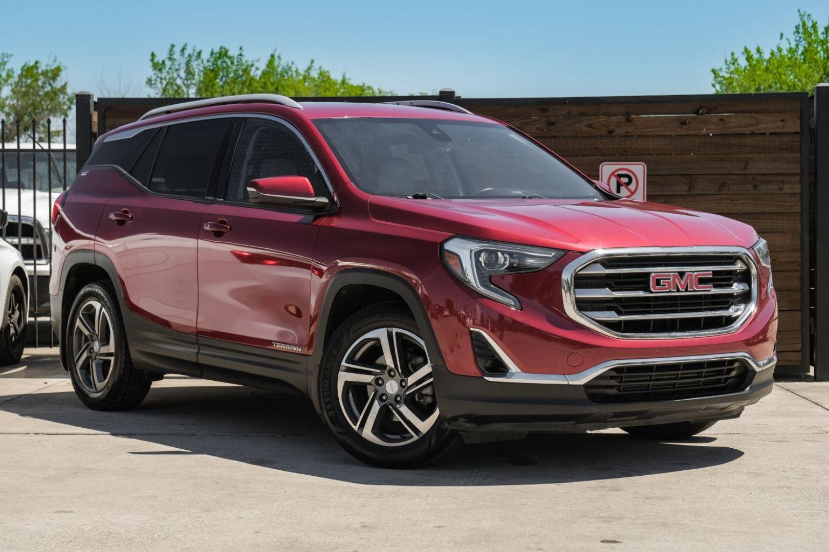 2020 Red GMC Terrain SLT (3GKALPEV8LL) with an 1.4L L4 DOHC 16V TURBO engine, 6-Speed Automatic transmission, located at 2401 E Main St., Grand Prairie, TX, 75050, (972) 262-4440, 32.748981, -96.969643 - Photo#5