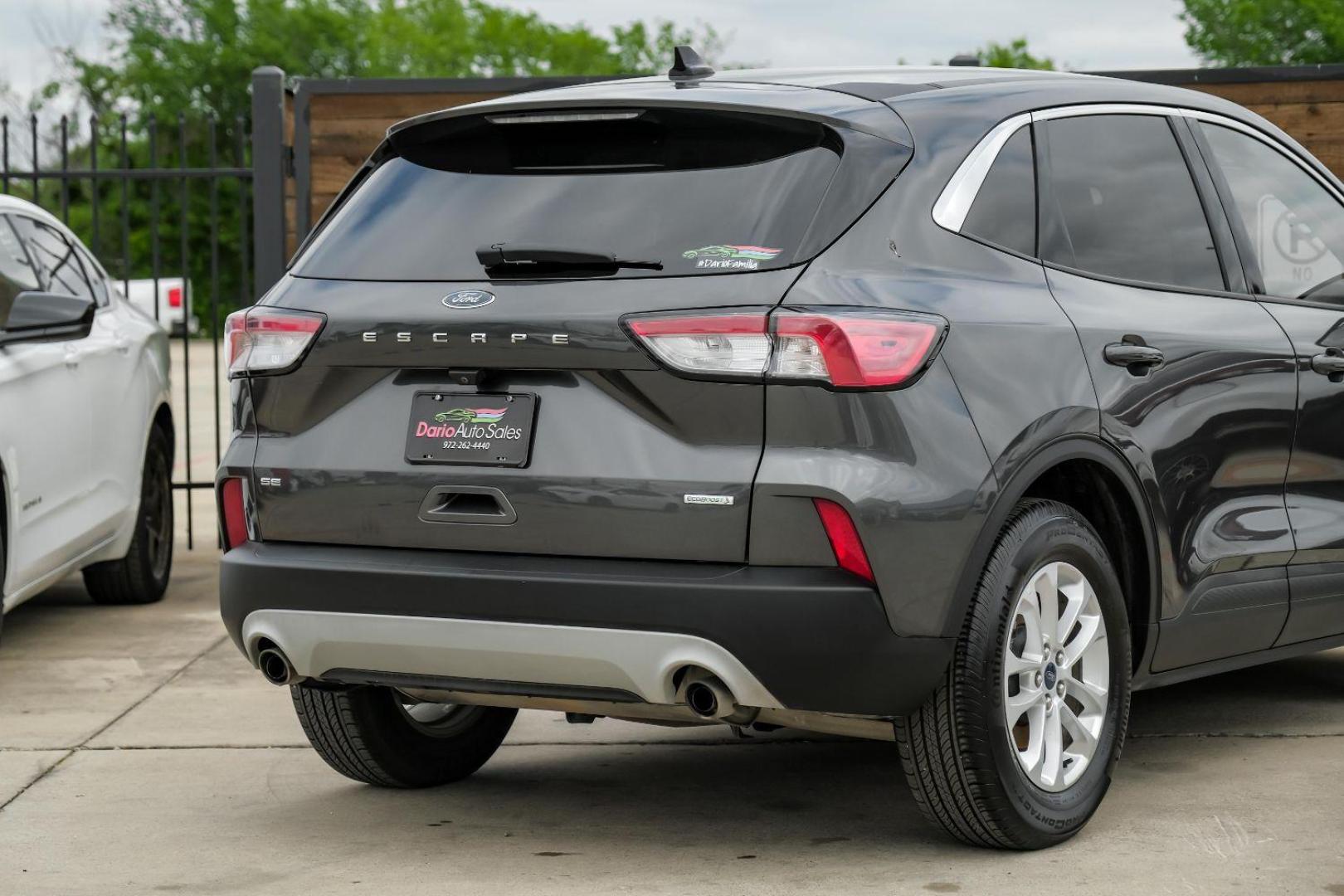 2020 GRAY Ford Escape SE (1FMCU0G65LU) with an 1.5L L3 engine, 8-Speed Automatic transmission, located at 2401 E Main St., Grand Prairie, TX, 75050, (972) 262-4440, 32.748981, -96.969643 - Photo#12