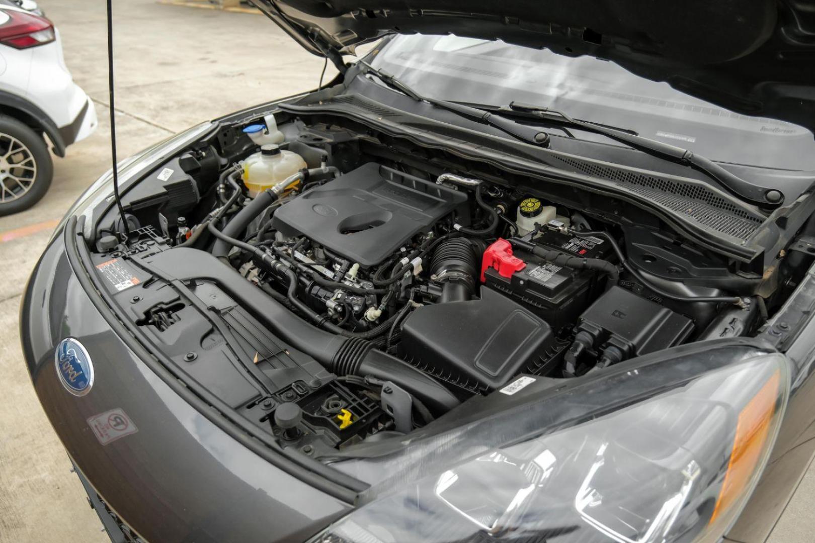 2020 GRAY Ford Escape SE (1FMCU0G65LU) with an 1.5L L3 engine, 8-Speed Automatic transmission, located at 2401 E Main St., Grand Prairie, TX, 75050, (972) 262-4440, 32.748981, -96.969643 - Photo#58