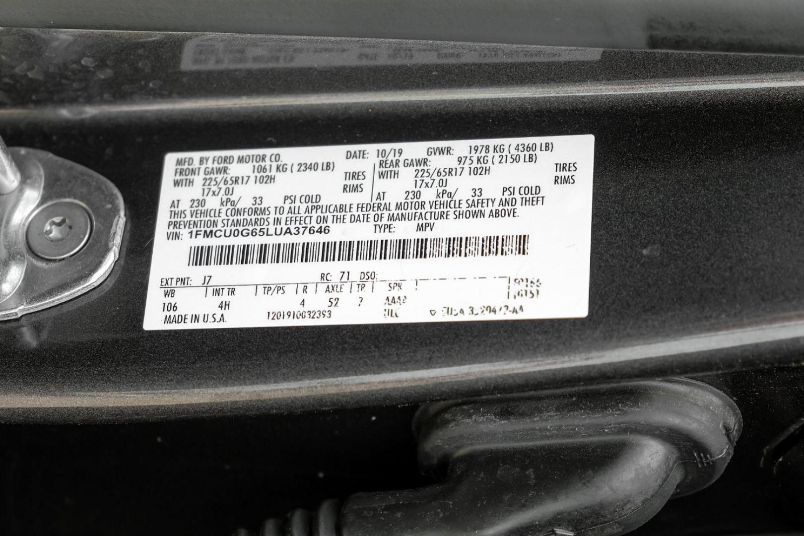 2020 GRAY Ford Escape SE (1FMCU0G65LU) with an 1.5L L3 engine, 8-Speed Automatic transmission, located at 2401 E Main St., Grand Prairie, TX, 75050, (972) 262-4440, 32.748981, -96.969643 - Photo#69