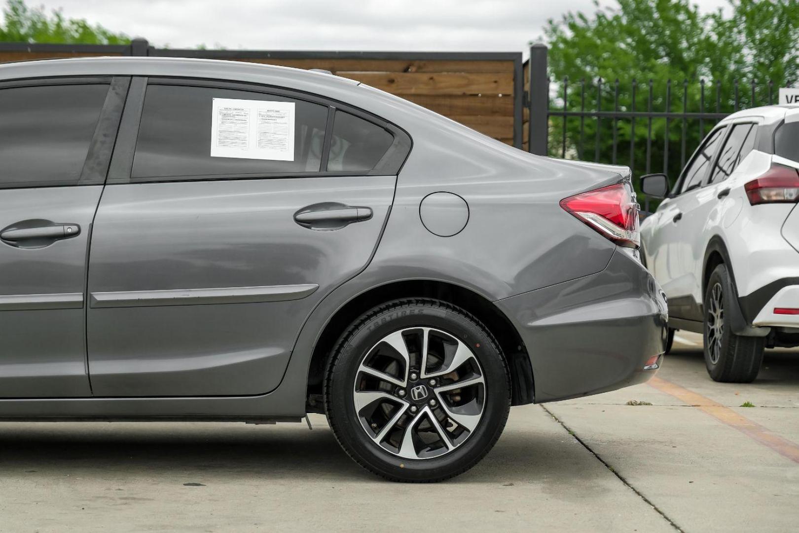 2013 Gray Honda Civic EX-L Sedan 5-Speed AT (19XFB2F93DE) with an 1.8L L4 SOHC 16V engine, 5-Speed Automatic transmission, located at 2401 E Main St., Grand Prairie, TX, 75050, (972) 262-4440, 32.748981, -96.969643 - Photo#19