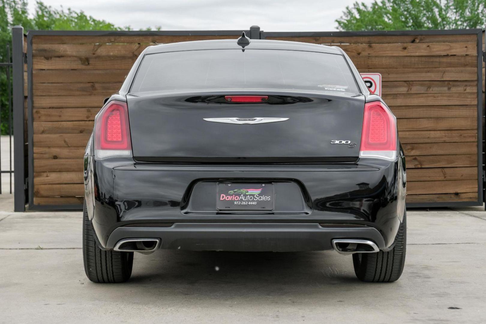 2015 BLACK Chrysler 300 S V6 RWD (2C3CCABG1FH) with an 3.6L V6 DOHC 24V engine, 8-Speed Automatic transmission, located at 2401 E Main St., Grand Prairie, TX, 75050, (972) 262-4440, 32.748981, -96.969643 - Photo#11