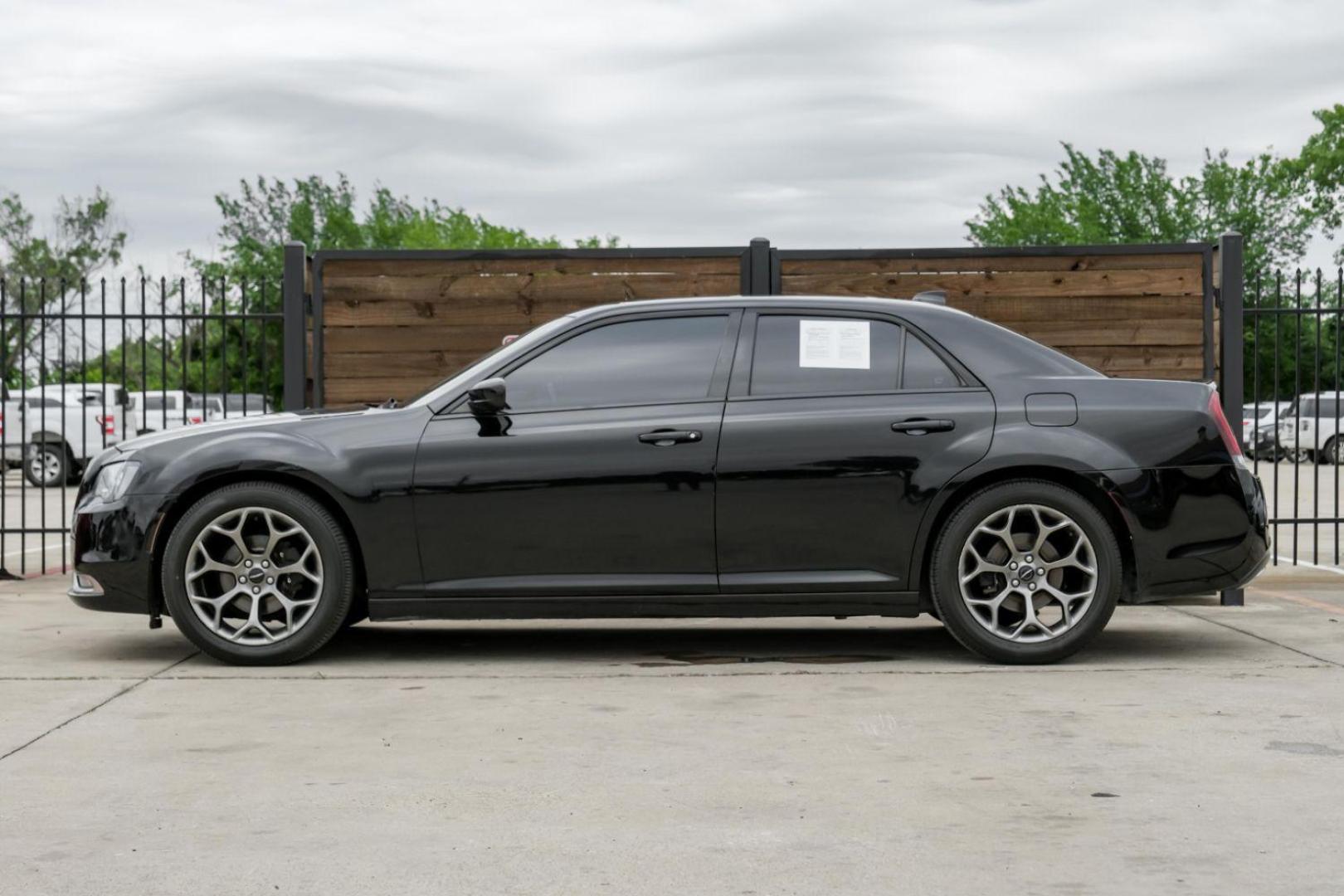 2015 BLACK Chrysler 300 S V6 RWD (2C3CCABG1FH) with an 3.6L V6 DOHC 24V engine, 8-Speed Automatic transmission, located at 2401 E Main St., Grand Prairie, TX, 75050, (972) 262-4440, 32.748981, -96.969643 - Photo#12