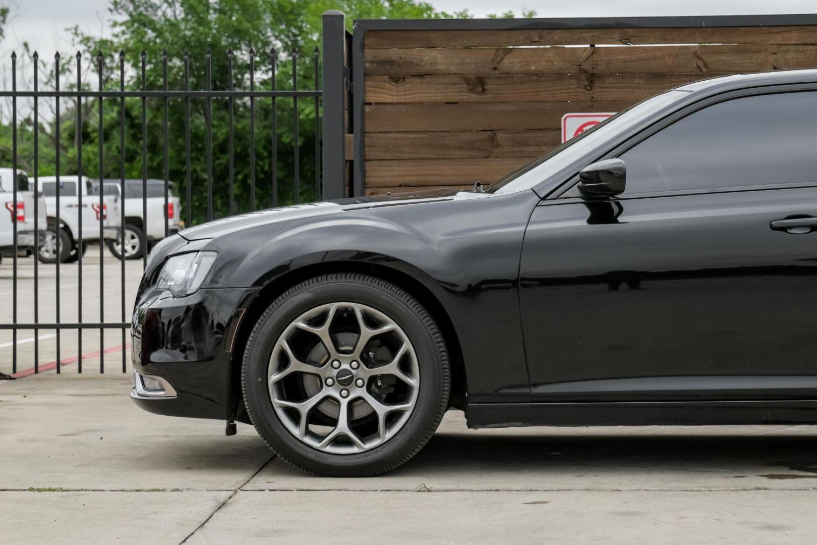 2015 BLACK Chrysler 300 S V6 RWD (2C3CCABG1FH) with an 3.6L V6 DOHC 24V engine, 8-Speed Automatic transmission, located at 2401 E Main St., Grand Prairie, TX, 75050, (972) 262-4440, 32.748981, -96.969643 - Photo#13