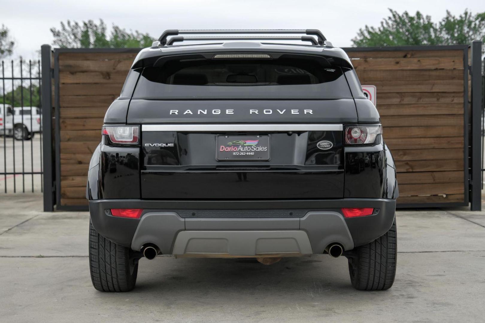 2015 black Land Rover Range Rover Evoque Prestige Premium 5-Door (SALVV2BG8FH) with an 2.0L L4 DOHC 24V TURBO engine, 9-Speed Automatic transmission, located at 2401 E Main St., Grand Prairie, TX, 75050, (972) 262-4440, 32.748981, -96.969643 - Photo#11