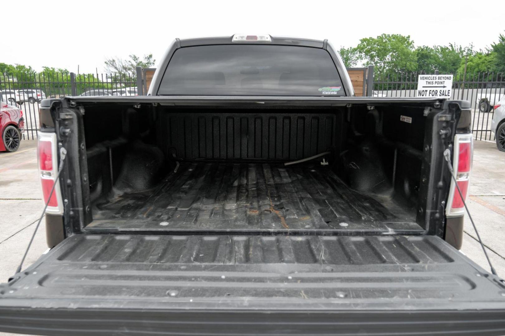 2013 brown Ford F-150 XLT SuperCrew 5.5-ft. Bed 2WD (1FTEW1CM8DK) with an 3.7L V6 DOHC 24V engine, 6-Speed Automatic transmission, located at 2401 E Main St., Grand Prairie, TX, 75050, (972) 262-4440, 32.748981, -96.969643 - Photo#51