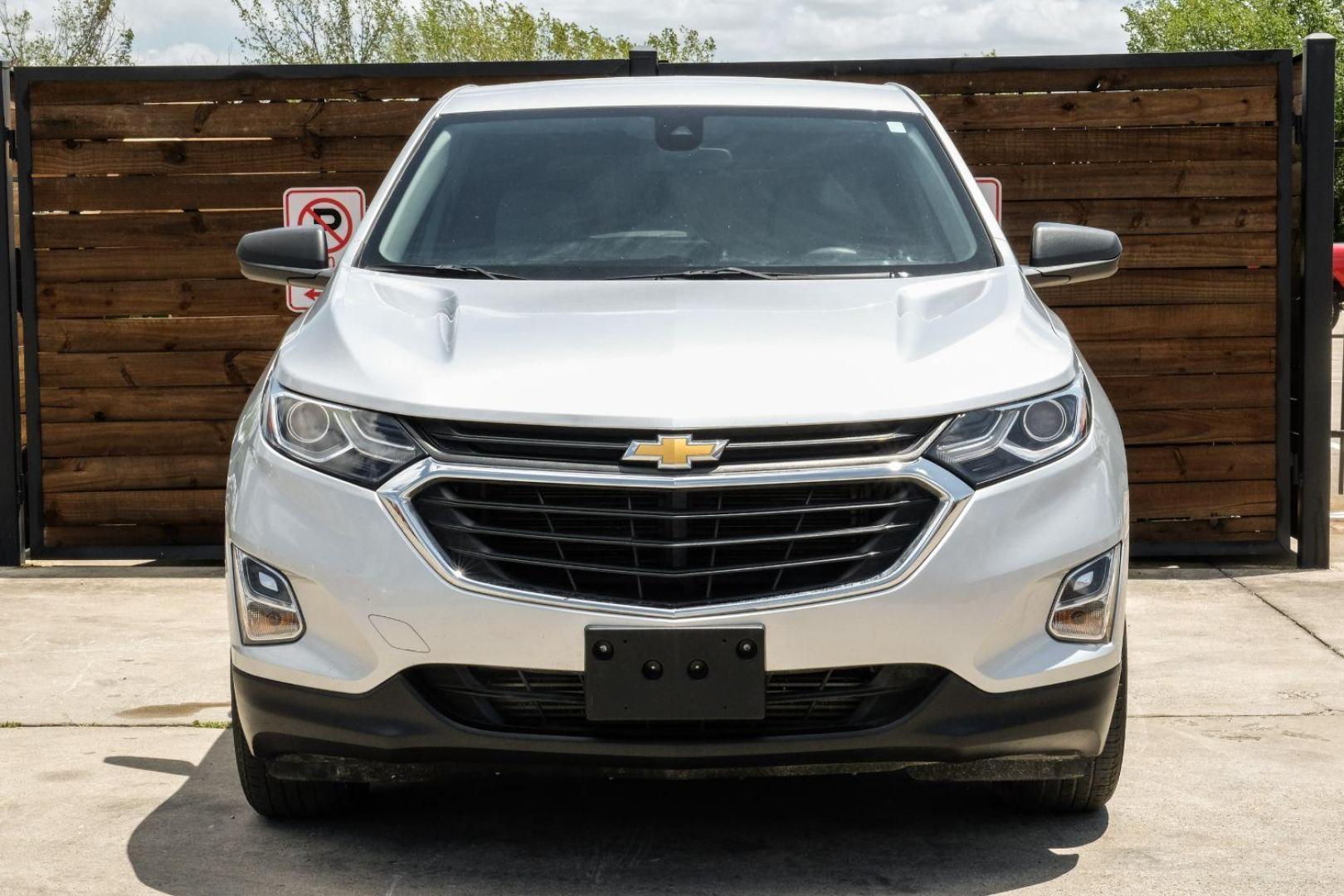 2021 Silver Chevrolet Equinox LS 2WD (3GNAXHEV7MS) with an 1.5L L4 DOHC 16V TURBO engine, 6-Speed Automatic transmission, located at 2401 E Main St., Grand Prairie, TX, 75050, (972) 262-4440, 32.748981, -96.969643 - Photo#6