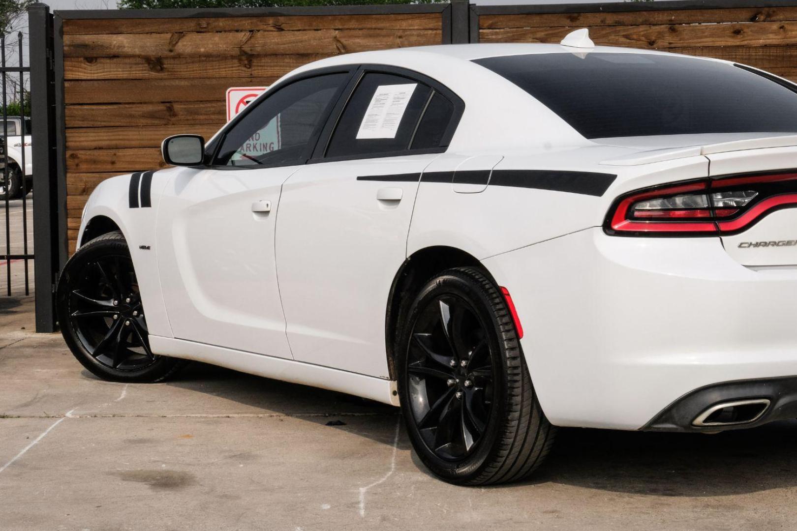 2016 White Dodge Charger R/T (2C3CDXCT8GH) with an 5.7L V8 OHV 16V engine, 8-Speed Automatic transmission, located at 2401 E Main St., Grand Prairie, TX, 75050, (972) 262-4440, 32.748981, -96.969643 - Photo#11