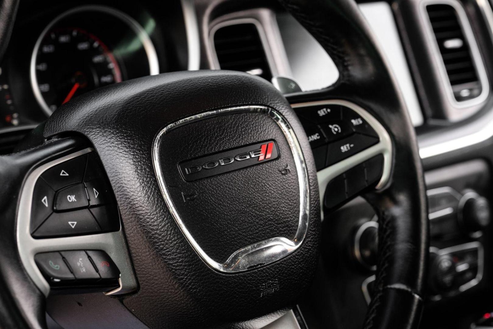 2016 White Dodge Charger R/T (2C3CDXCT8GH) with an 5.7L V8 OHV 16V engine, 8-Speed Automatic transmission, located at 2401 E Main St., Grand Prairie, TX, 75050, (972) 262-4440, 32.748981, -96.969643 - Photo#20