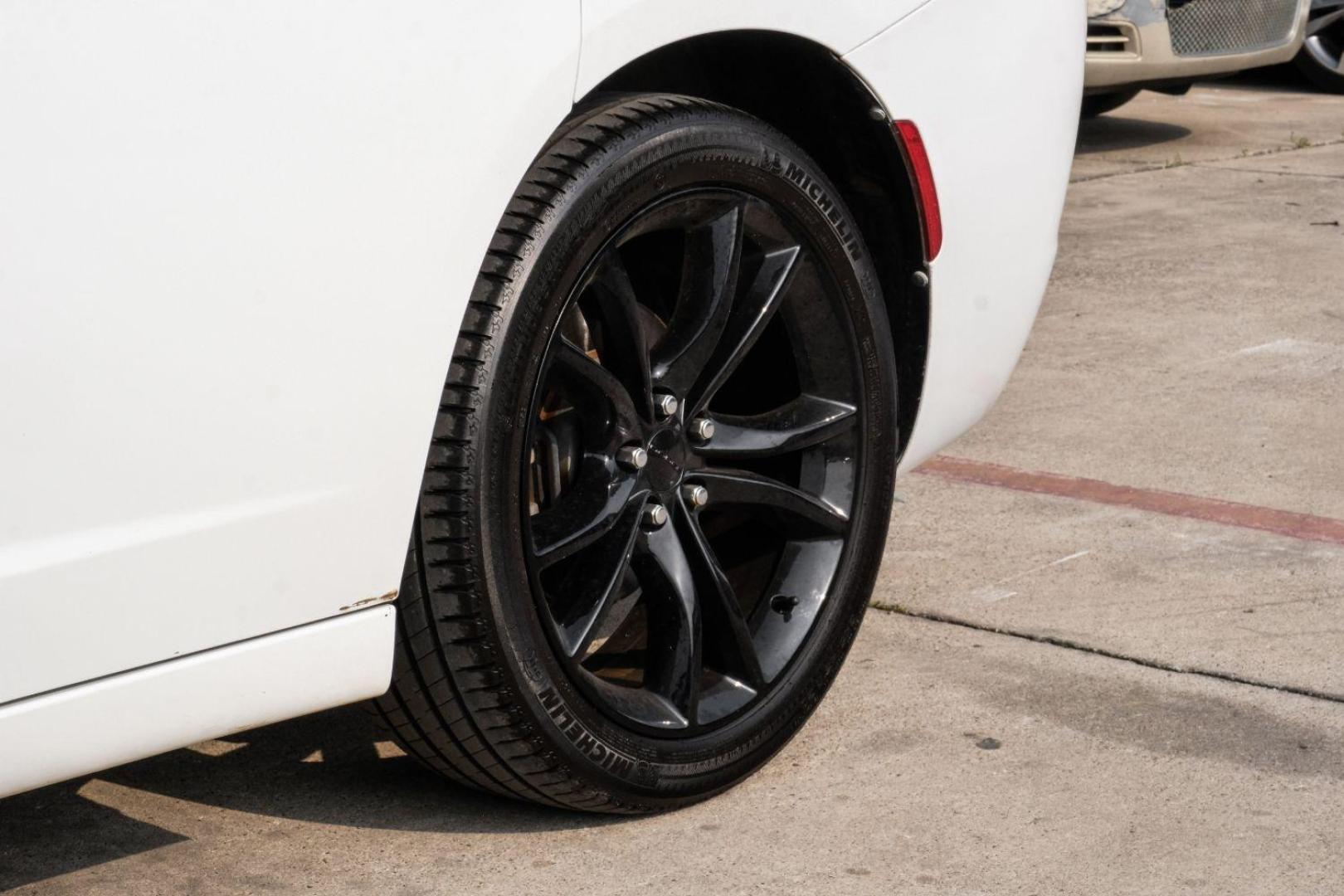 2016 White Dodge Charger R/T (2C3CDXCT8GH) with an 5.7L V8 OHV 16V engine, 8-Speed Automatic transmission, located at 2401 E Main St., Grand Prairie, TX, 75050, (972) 262-4440, 32.748981, -96.969643 - Photo#53