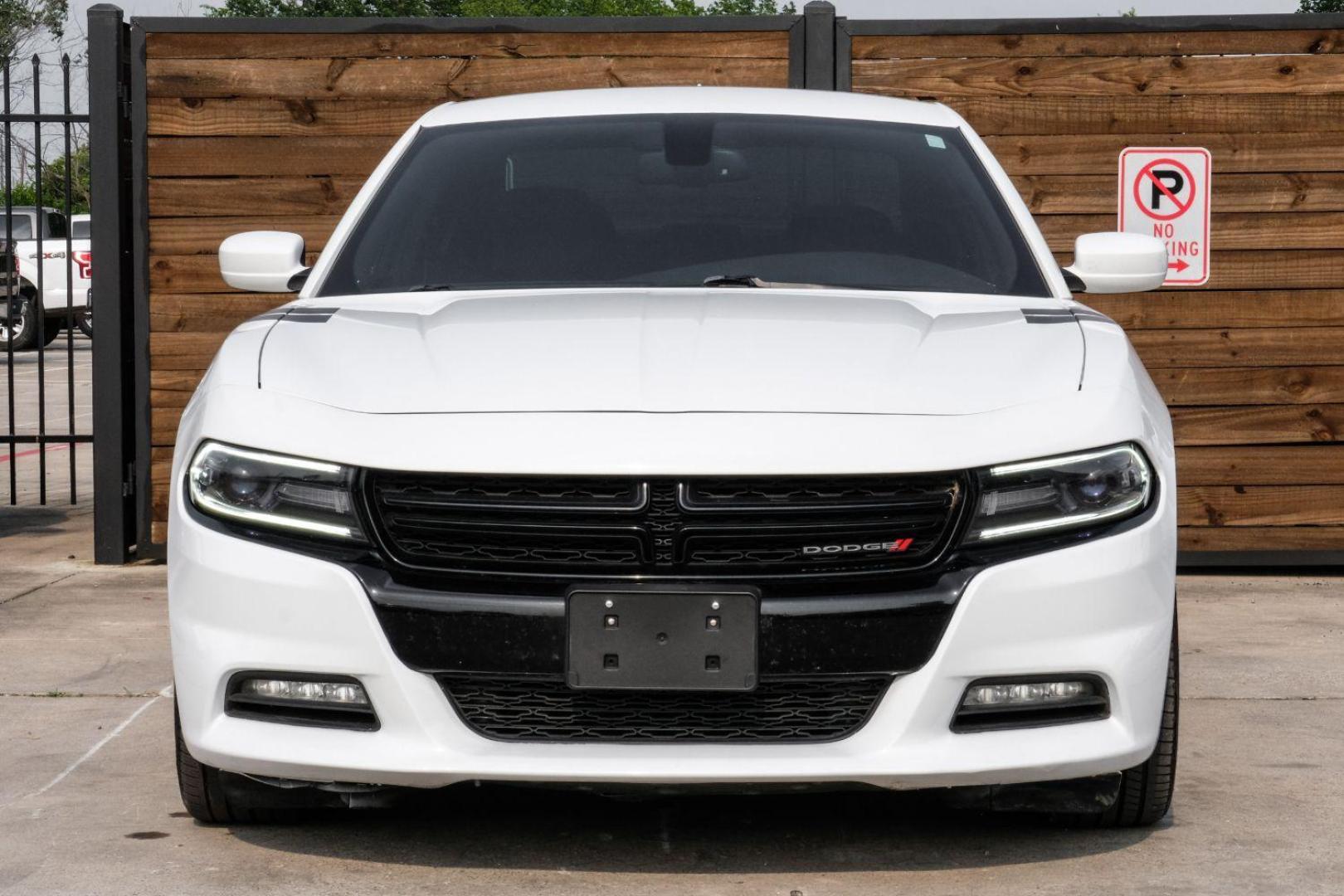 2016 White Dodge Charger R/T (2C3CDXCT8GH) with an 5.7L V8 OHV 16V engine, 8-Speed Automatic transmission, located at 2401 E Main St., Grand Prairie, TX, 75050, (972) 262-4440, 32.748981, -96.969643 - Photo#6