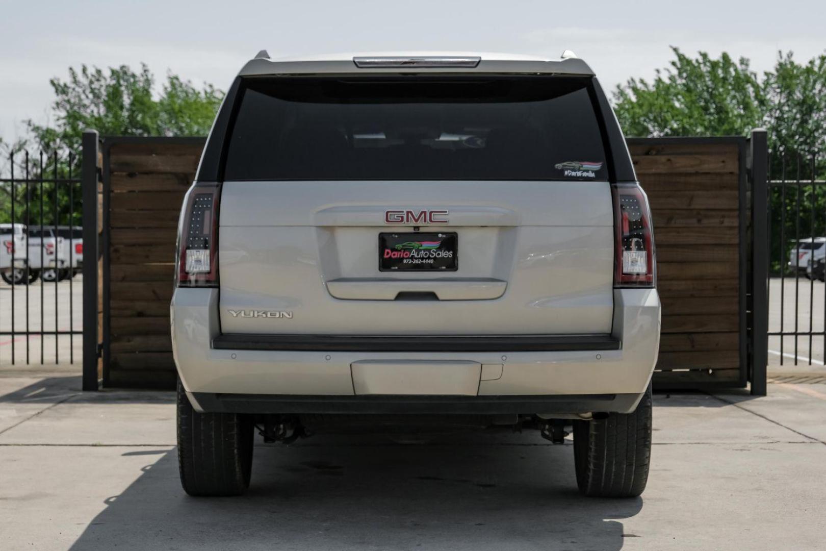 2015 GOLD GMC Yukon SPORT UTILITY 4-DR (1GKS2AKC7FR) with an 5.3L V8 OHV 16V engine, 6-Speed Automatic transmission, located at 2401 E Main St., Grand Prairie, TX, 75050, (972) 262-4440, 32.748981, -96.969643 - Photo#10