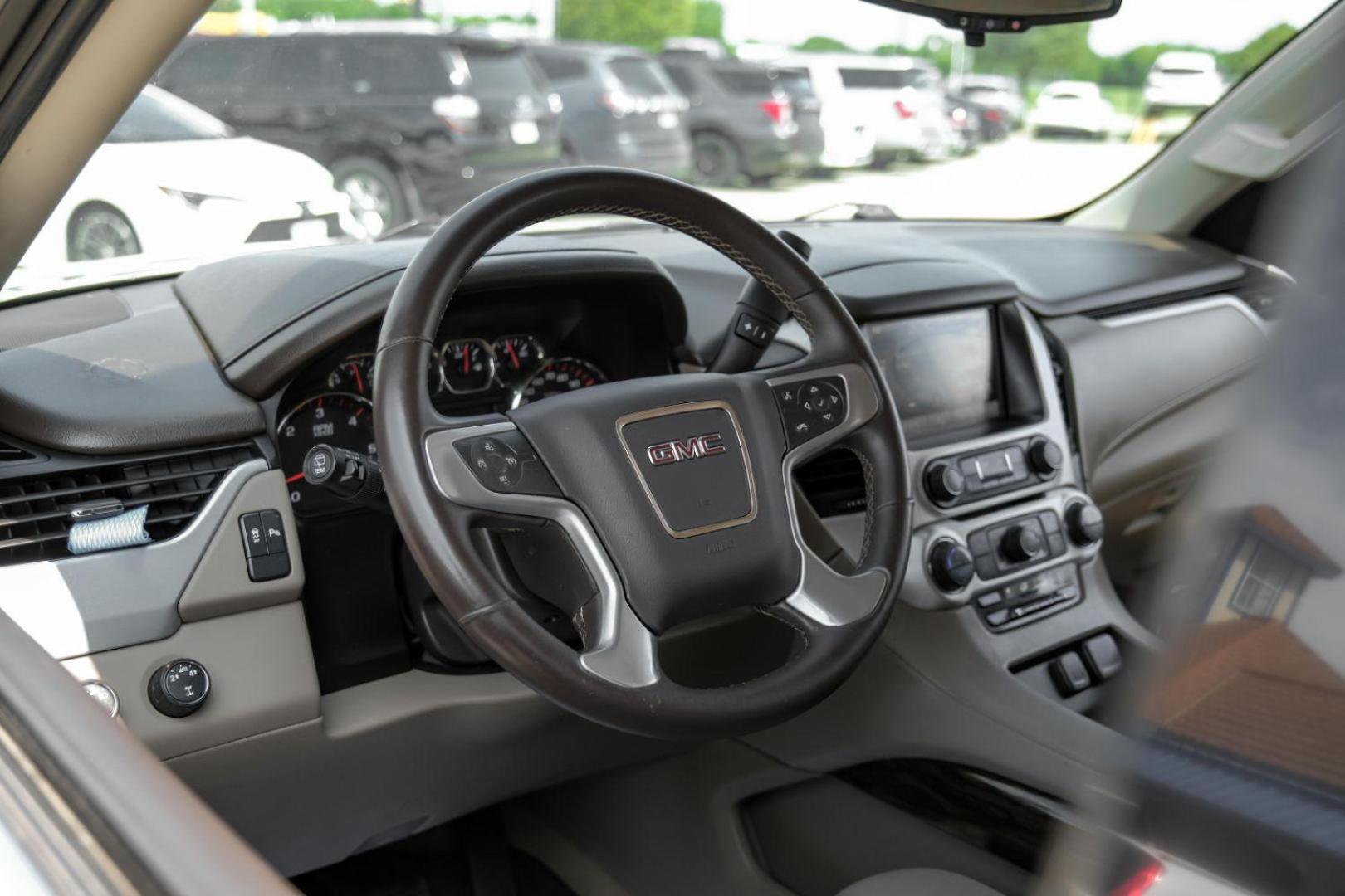 2015 GOLD GMC Yukon SPORT UTILITY 4-DR (1GKS2AKC7FR) with an 5.3L V8 OHV 16V engine, 6-Speed Automatic transmission, located at 2401 E Main St., Grand Prairie, TX, 75050, (972) 262-4440, 32.748981, -96.969643 - Photo#20