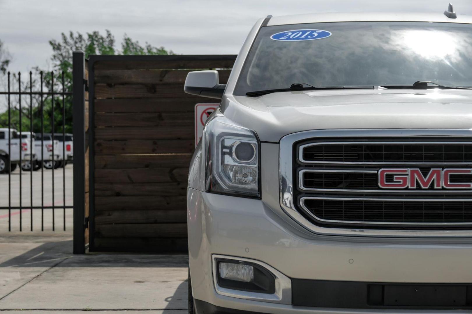 2015 GOLD GMC Yukon SPORT UTILITY 4-DR (1GKS2AKC7FR) with an 5.3L V8 OHV 16V engine, 6-Speed Automatic transmission, located at 2401 E Main St., Grand Prairie, TX, 75050, (972) 262-4440, 32.748981, -96.969643 - Photo#49