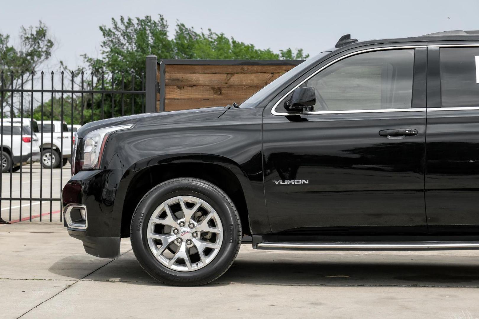 2017 BLACK GMC Yukon SLT 2WD (1GKS1BKC8HR) with an 5.3L V8 OHV 16V engine, 6-Speed Automatic transmission, located at 2401 E Main St., Grand Prairie, TX, 75050, (972) 262-4440, 32.748981, -96.969643 - Photo#16