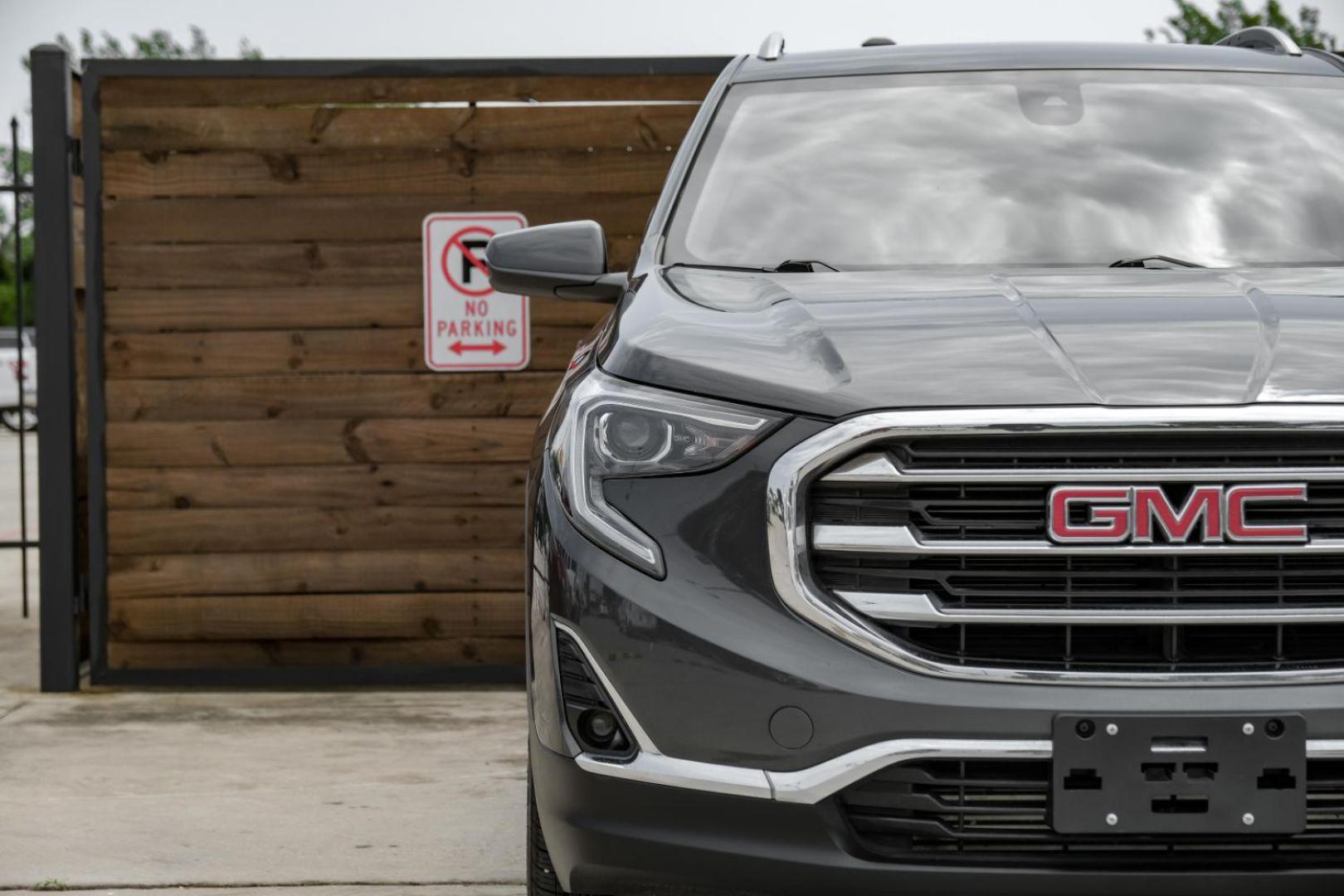 2019 Gray GMC Terrain SLT (3GKALPEX7KL) with an 2.0L L4 DOHC 16V TURBO engine, 6-Speed Automatic transmission, located at 2401 E Main St., Grand Prairie, TX, 75050, (972) 262-4440, 32.748981, -96.969643 - Photo#46