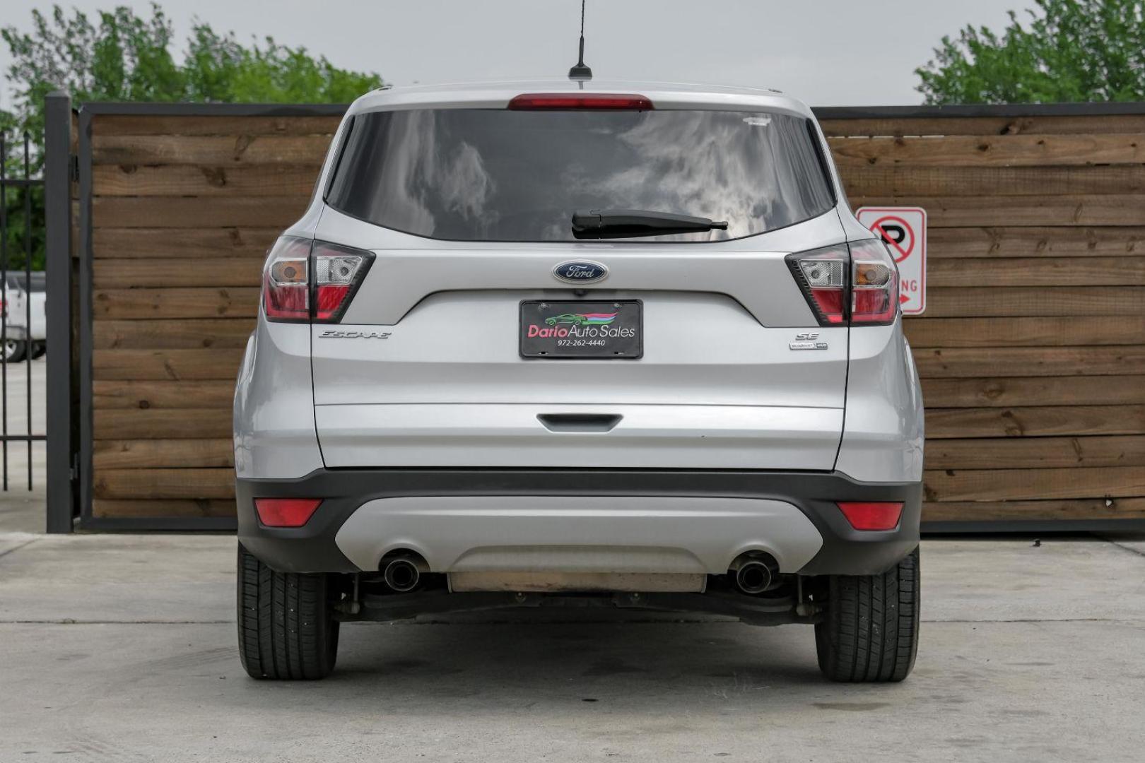 2017 SILVER Ford Escape SE 4WD (1FMCU9G96HU) with an 2.0L L4 DOHC 16V engine, 6-Speed Automatic transmission, located at 2401 E Main St., Grand Prairie, TX, 75050, (972) 262-4440, 32.748981, -96.969643 - Photo#11