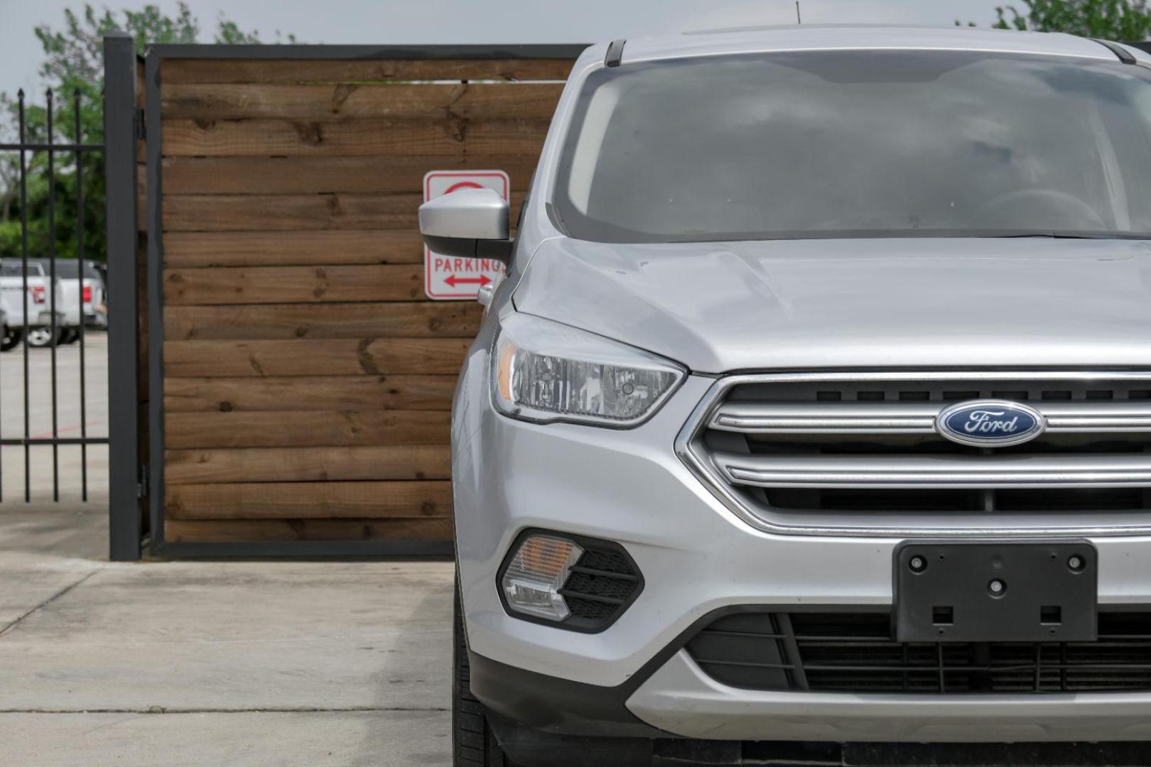 2017 SILVER Ford Escape SE 4WD (1FMCU9G96HU) with an 2.0L L4 DOHC 16V engine, 6-Speed Automatic transmission, located at 2401 E Main St., Grand Prairie, TX, 75050, (972) 262-4440, 32.748981, -96.969643 - Photo#47