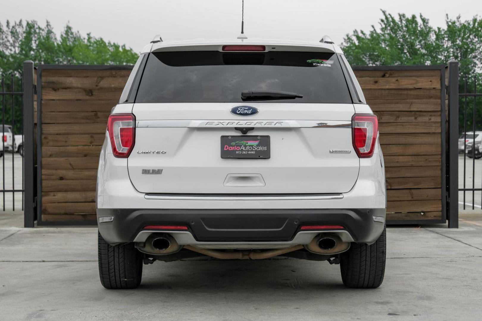 2018 White Ford Explorer Limited FWD (1FM5K7FH8JG) with an 2.3L L4 DOHC 16V engine, 6-Speed Automatic transmission, located at 2401 E Main St., Grand Prairie, TX, 75050, (972) 262-4440, 32.748981, -96.969643 - Photo#10