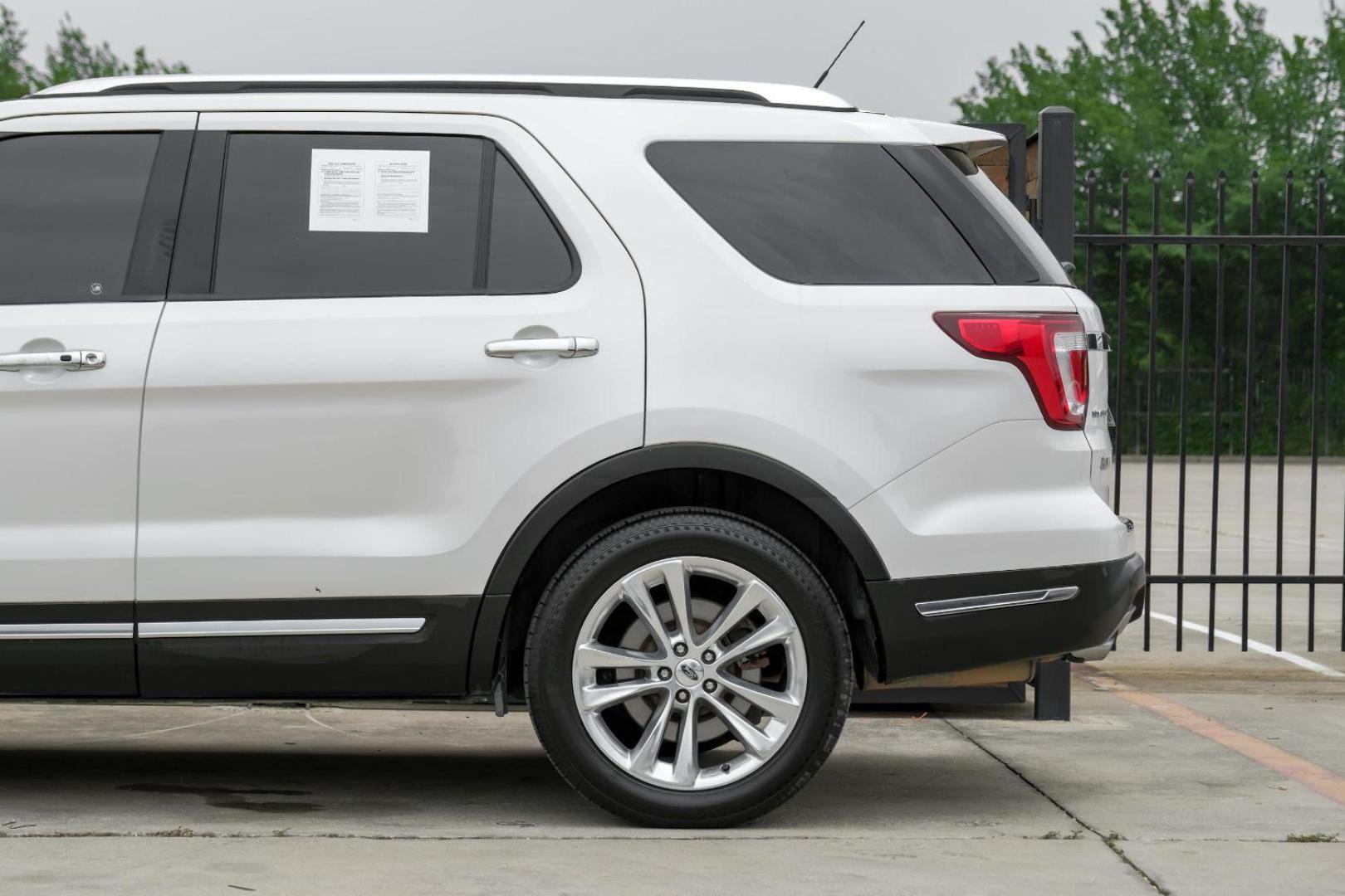 2018 White Ford Explorer Limited FWD (1FM5K7FH8JG) with an 2.3L L4 DOHC 16V engine, 6-Speed Automatic transmission, located at 2401 E Main St., Grand Prairie, TX, 75050, (972) 262-4440, 32.748981, -96.969643 - Photo#16